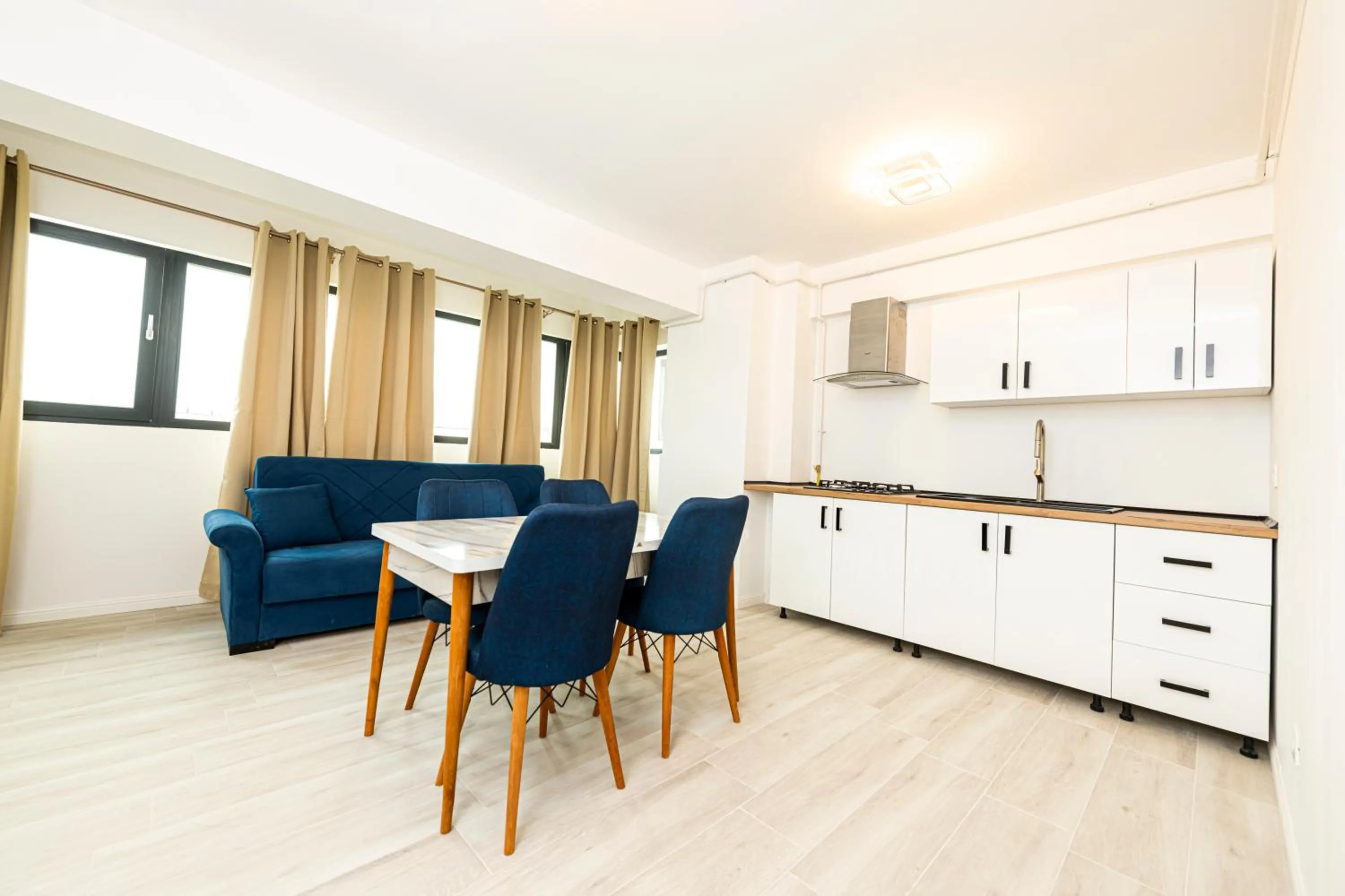 Kitchen or kitchenette in Apart HOTEL Fusion Tower