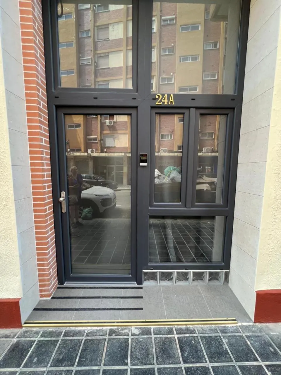 Facade/entrance in Carcaixent 24