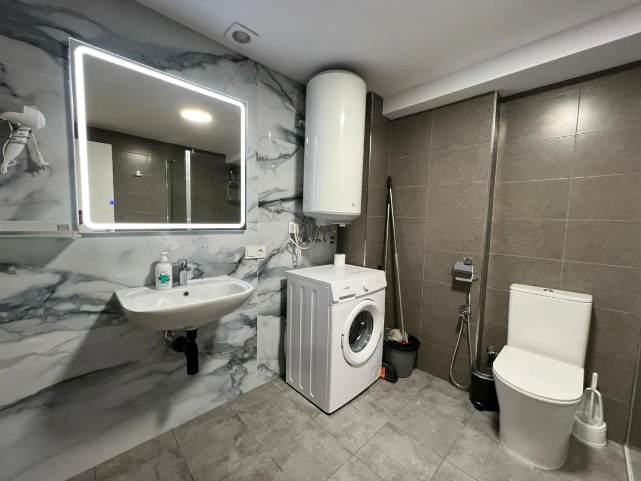 Toilet in Carcaixent 24