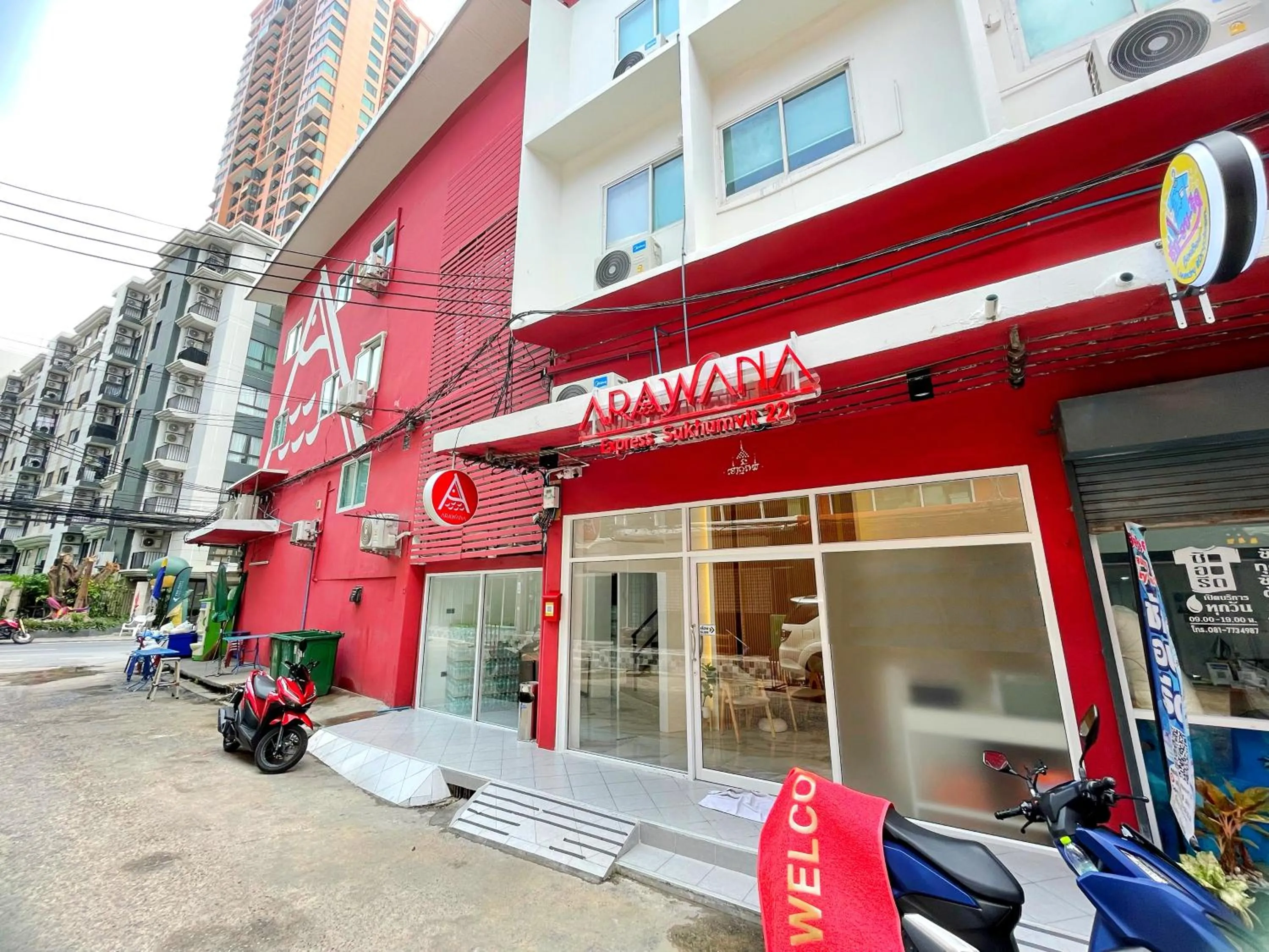 Property building in Arawana Express Sukhumvit 22
