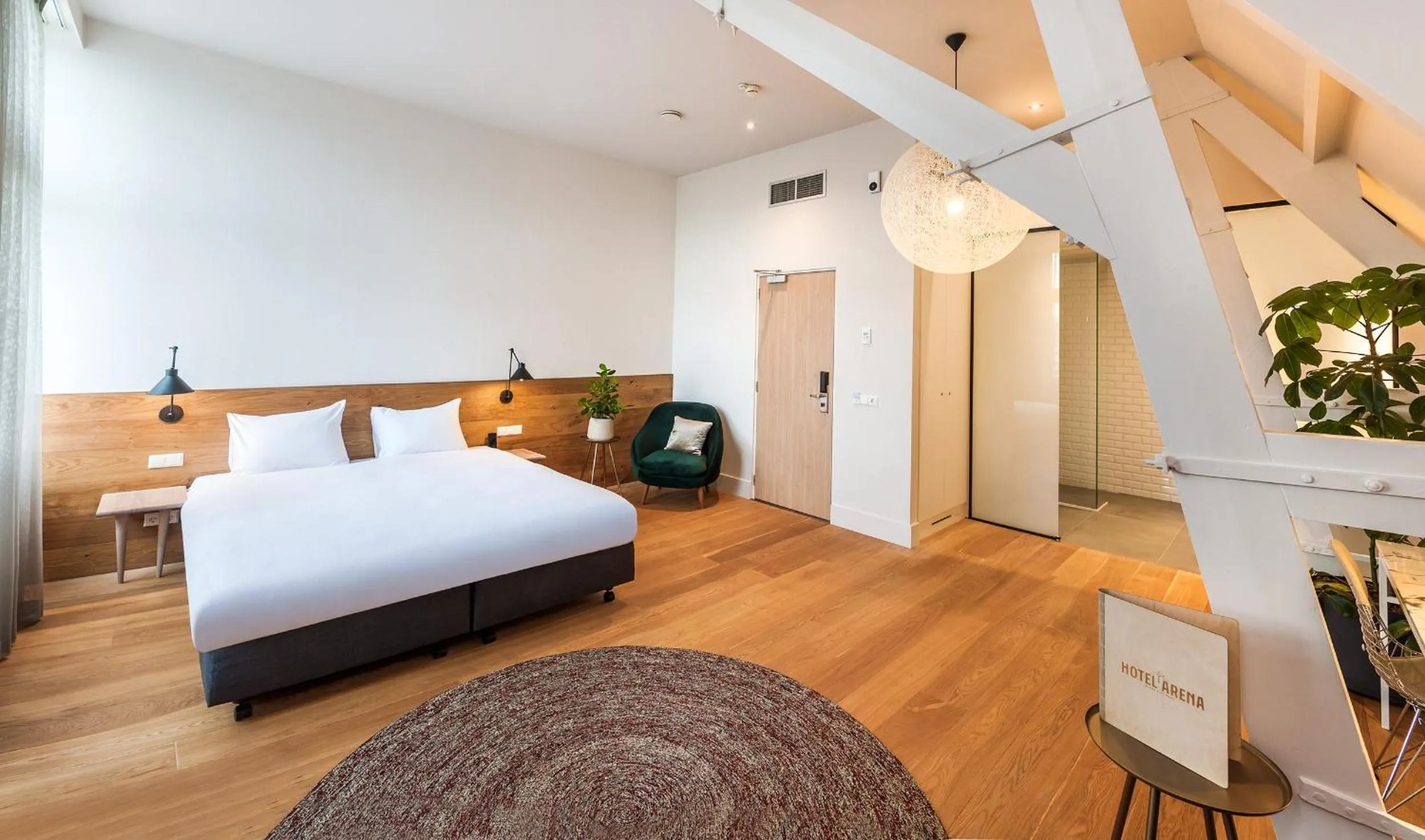 Bedroom, Bed in Hotel Arena