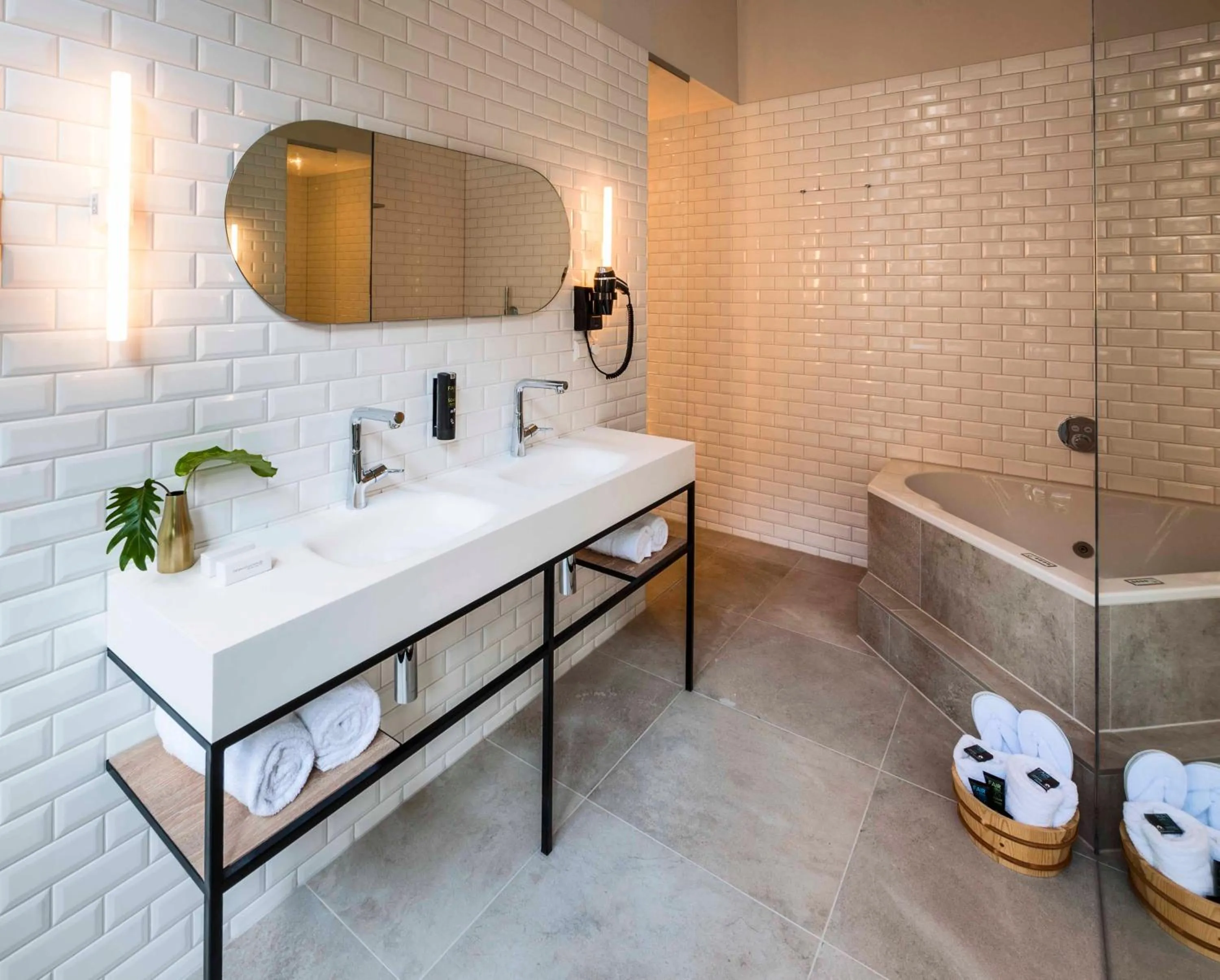 Bathroom in Hotel Arena