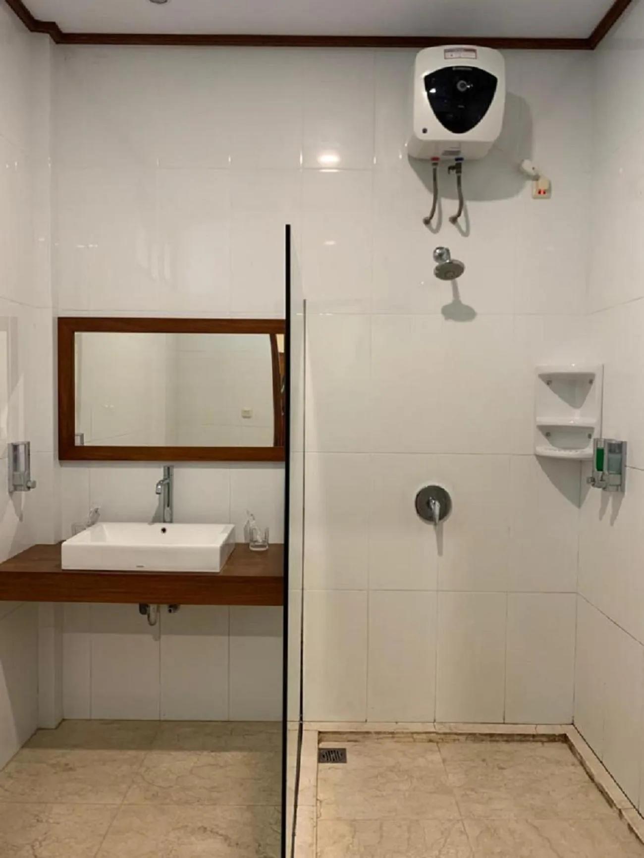 Hotel & Villa Bukit Indah Saumlaki by LeGreen