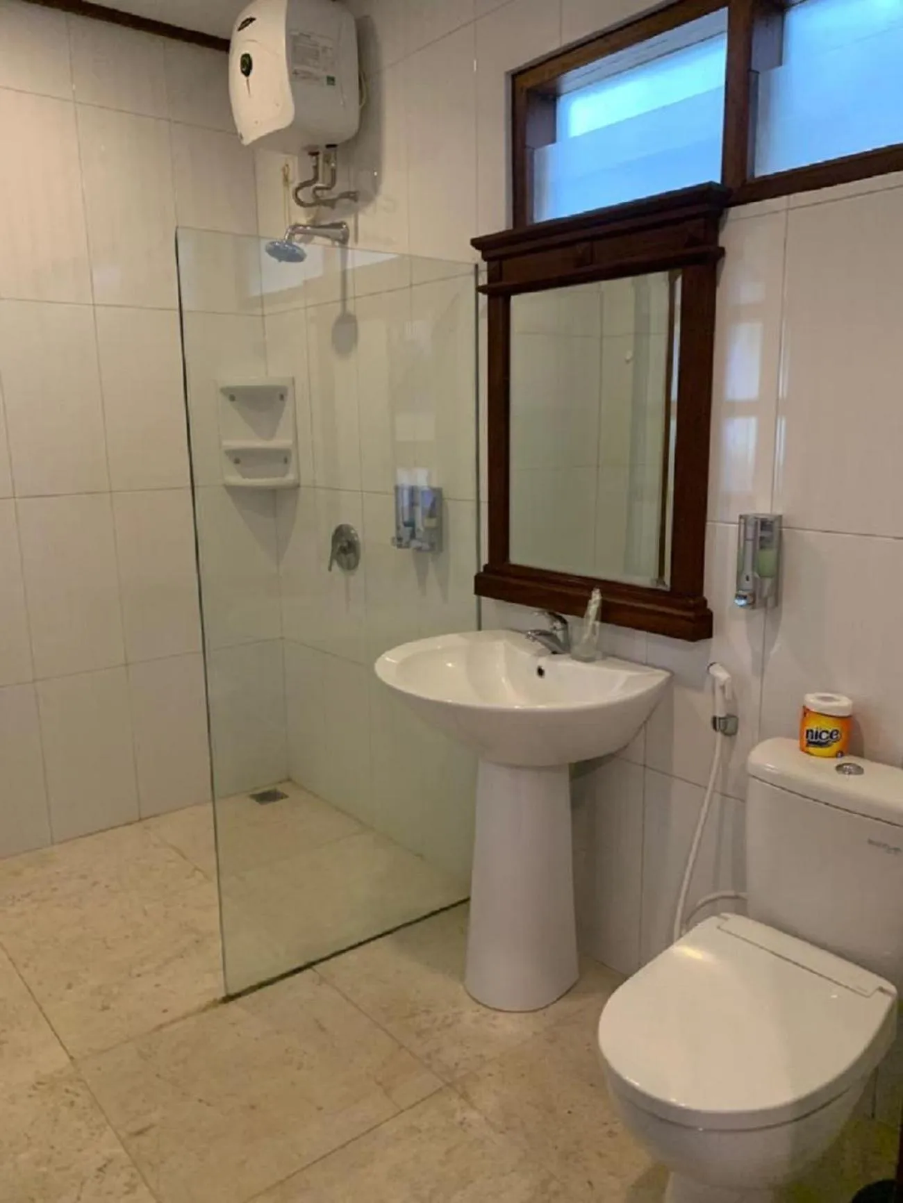 Hotel & Villa Bukit Indah Saumlaki by LeGreen