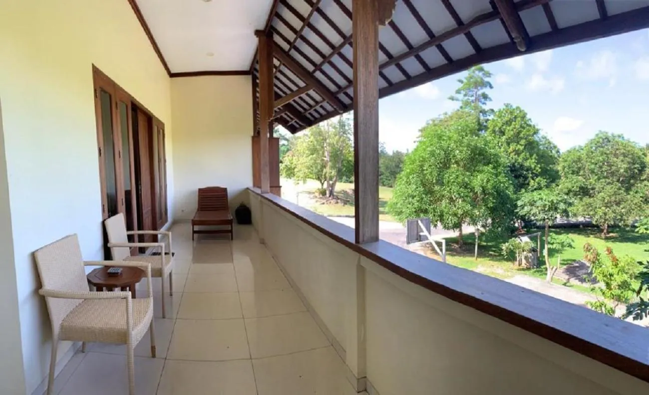 Hotel & Villa Bukit Indah Saumlaki by LeGreen