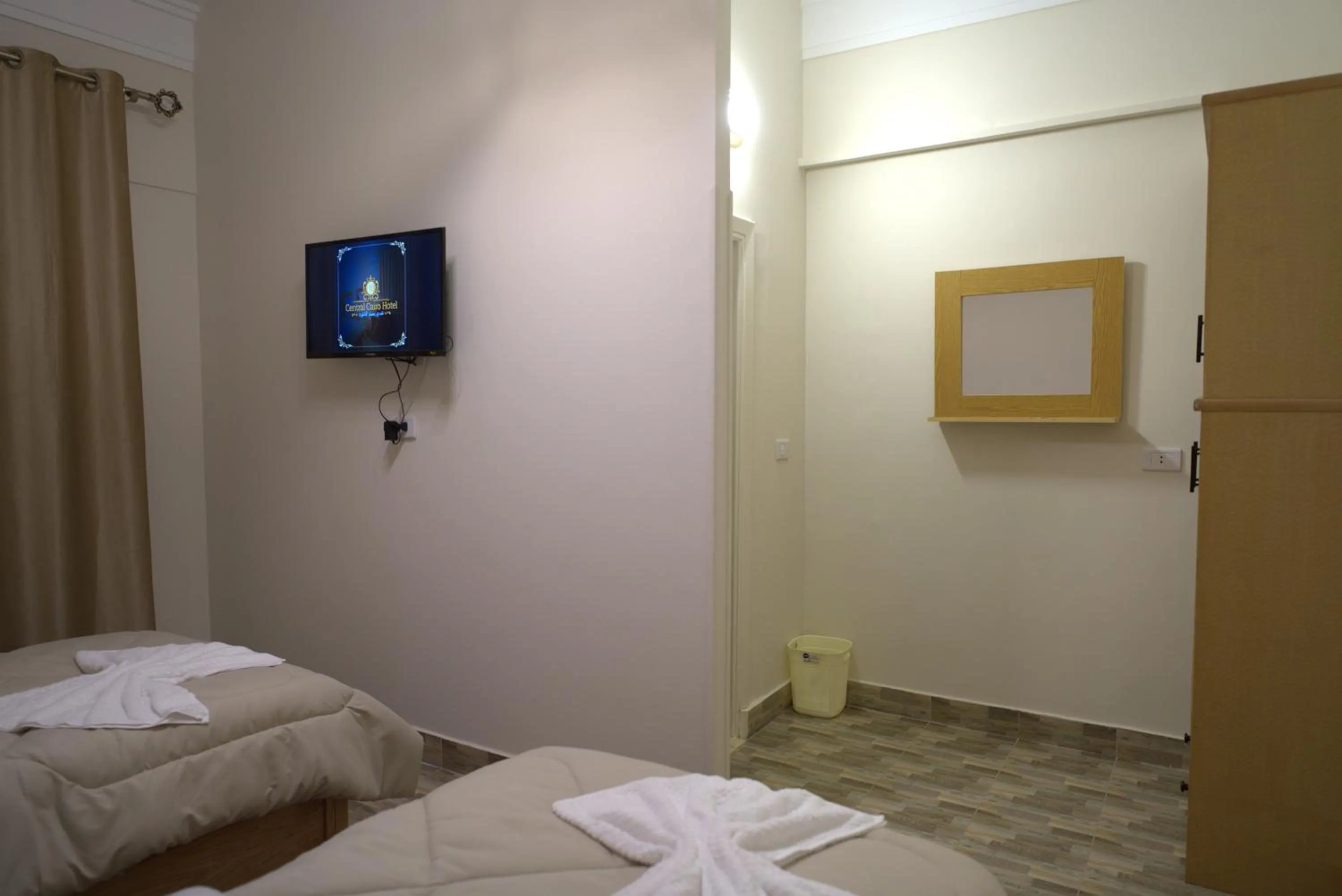 TV and multimedia, Bed in Central Cairo Hotel