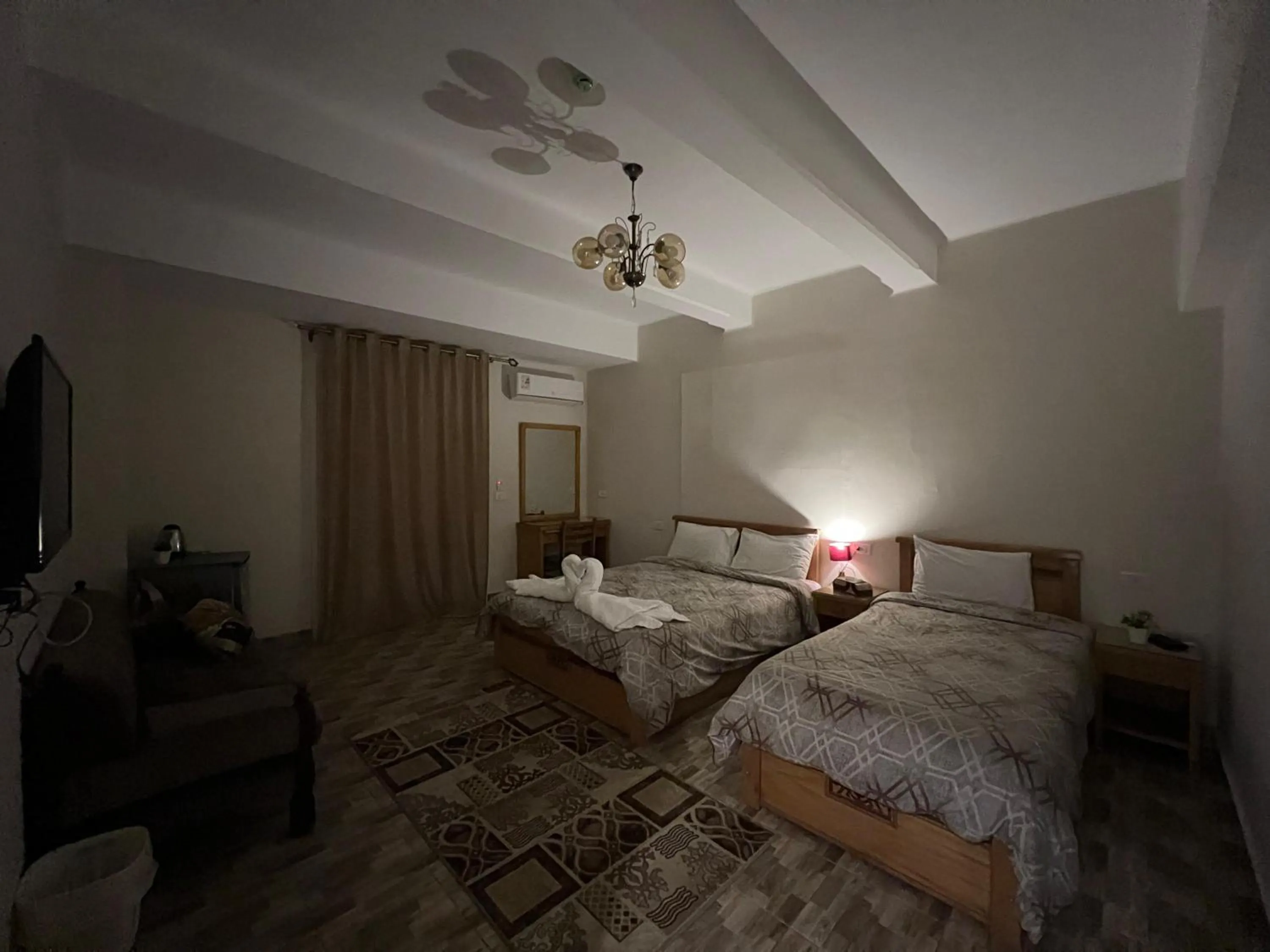 TV and multimedia, Bed in Central Cairo Hotel