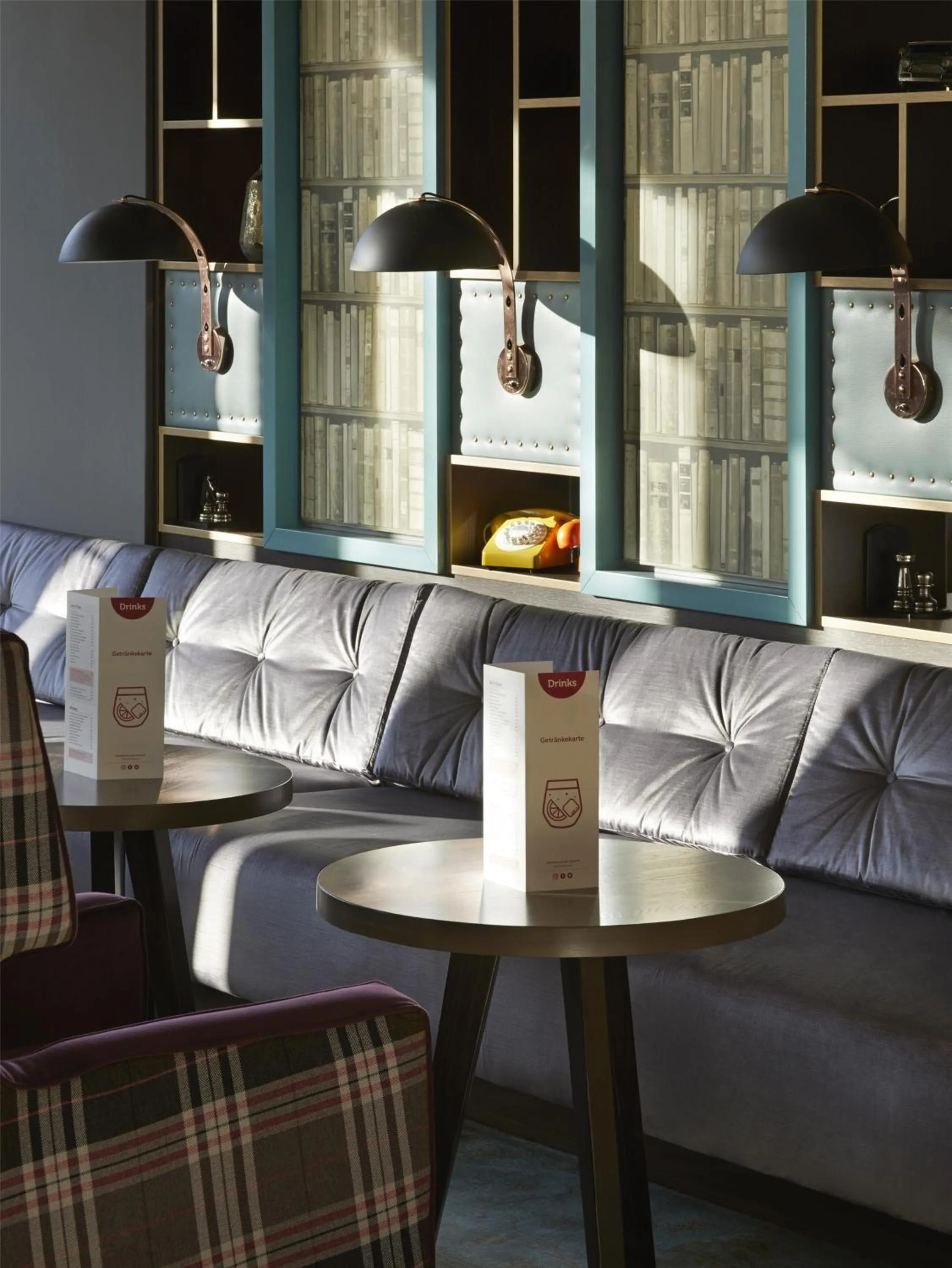 Lobby or reception in Premier Inn Hamburg City Centre