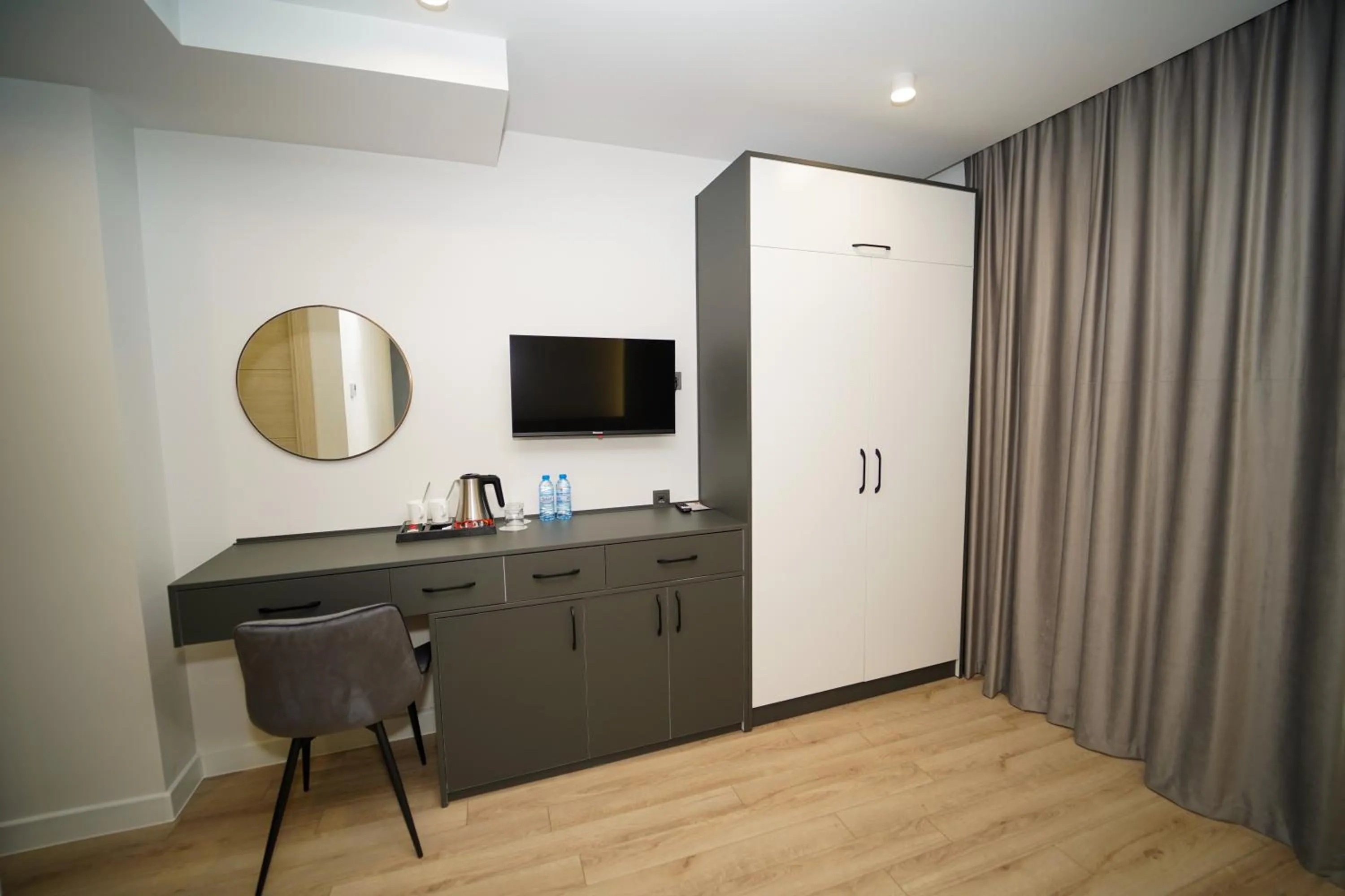 TV and multimedia in B&M Hotel