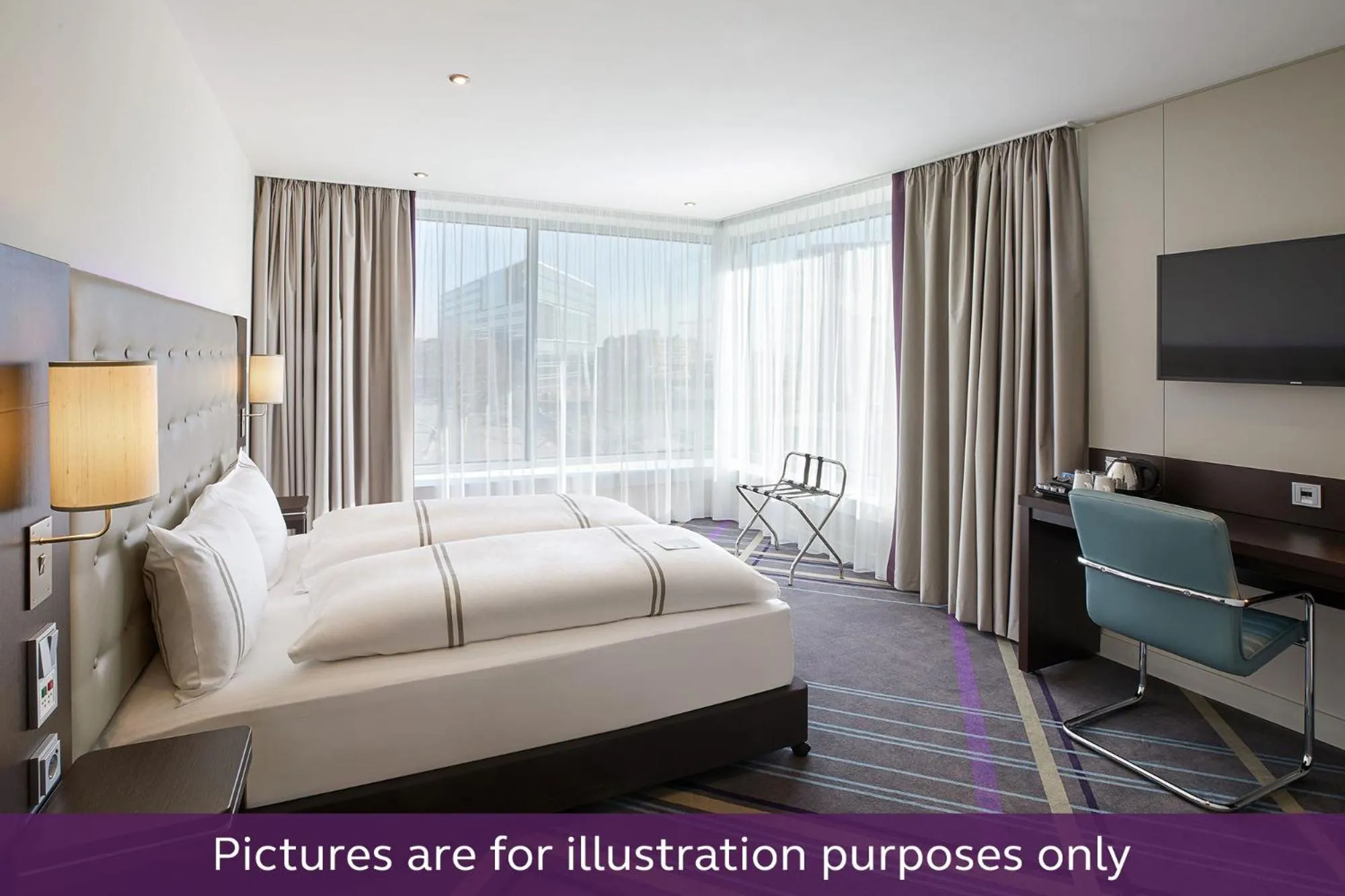 Bed in Holiday Inn Express Hamburg - City Hauptbahnhof