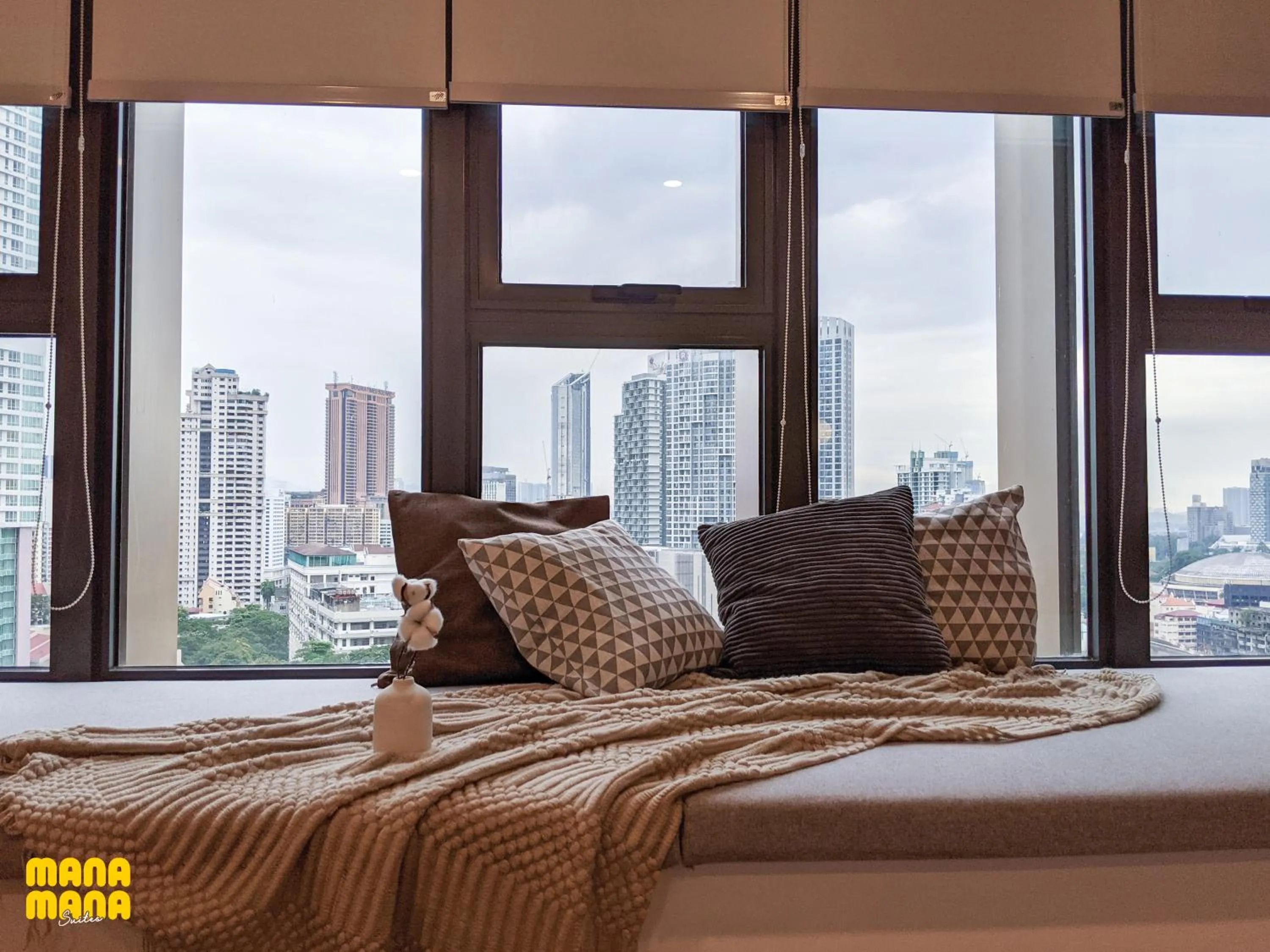 City view, Bed in Ceylonz Leisure Suites KLCC Bukit Bintang