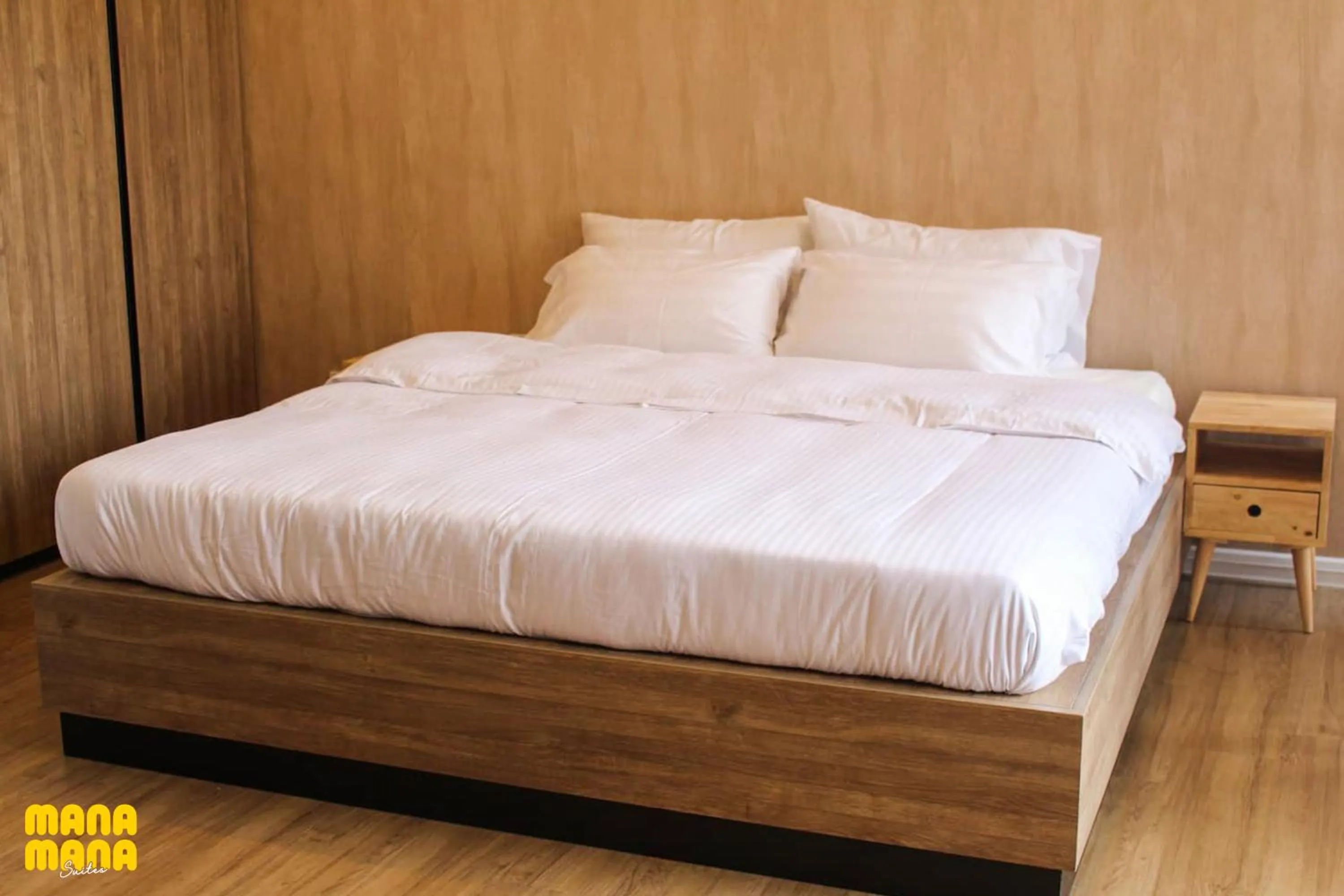 Signature King Studio Non Neon in Ceylonz Leisure Suites KLCC Bukit Bintang