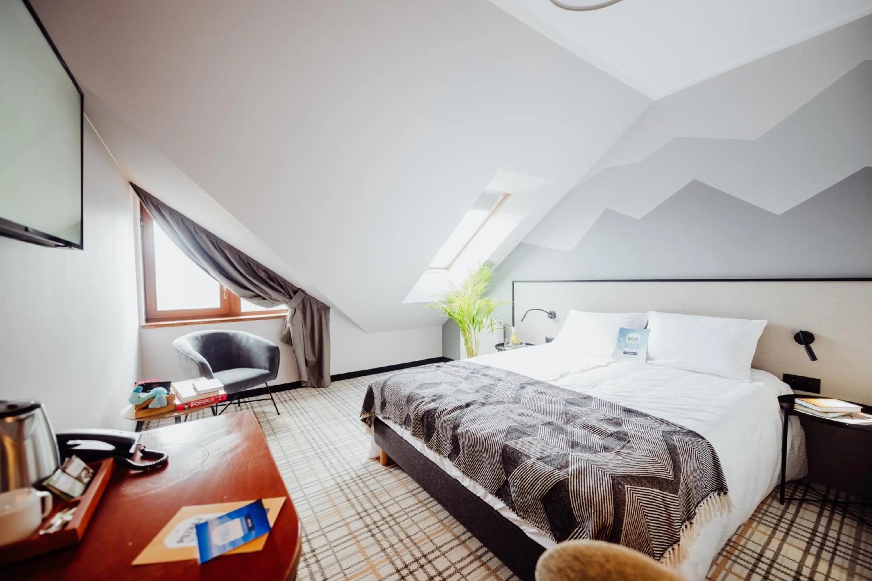 Photo of the whole room in Kyriad Karkonosze