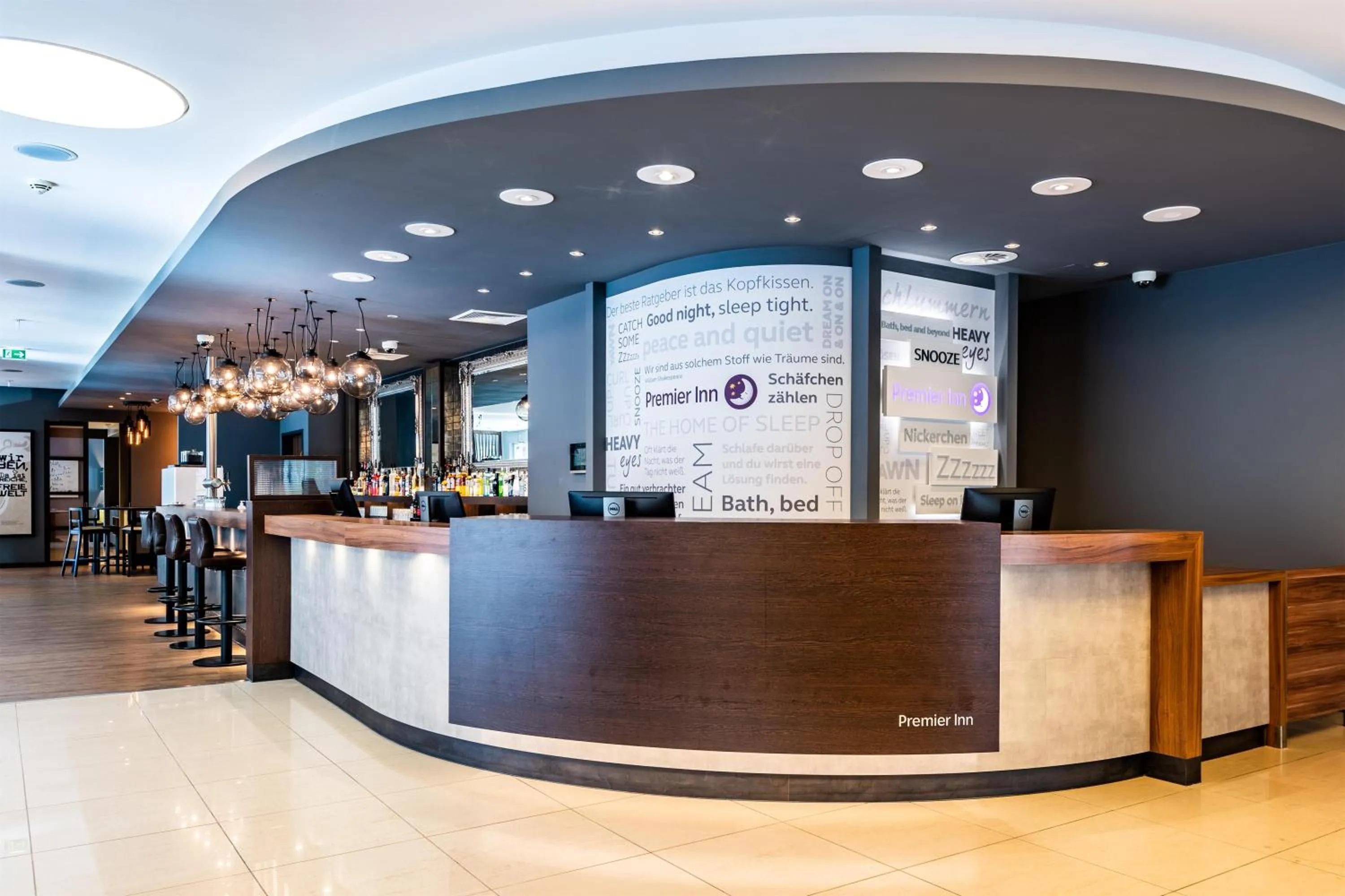 Lobby or reception in Premier Inn Hamburg City Alster