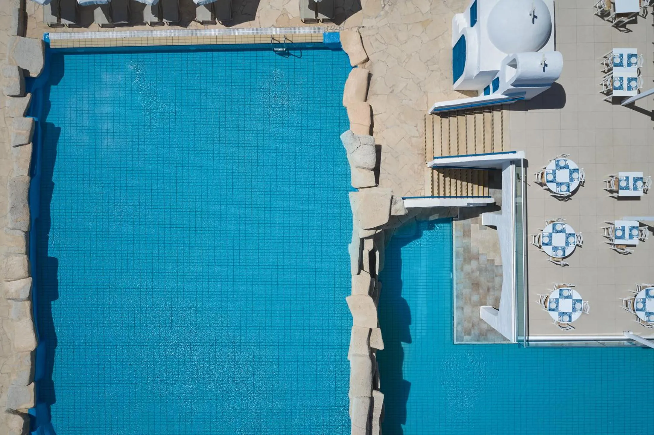 Swimming pool in Atlantica Callisto