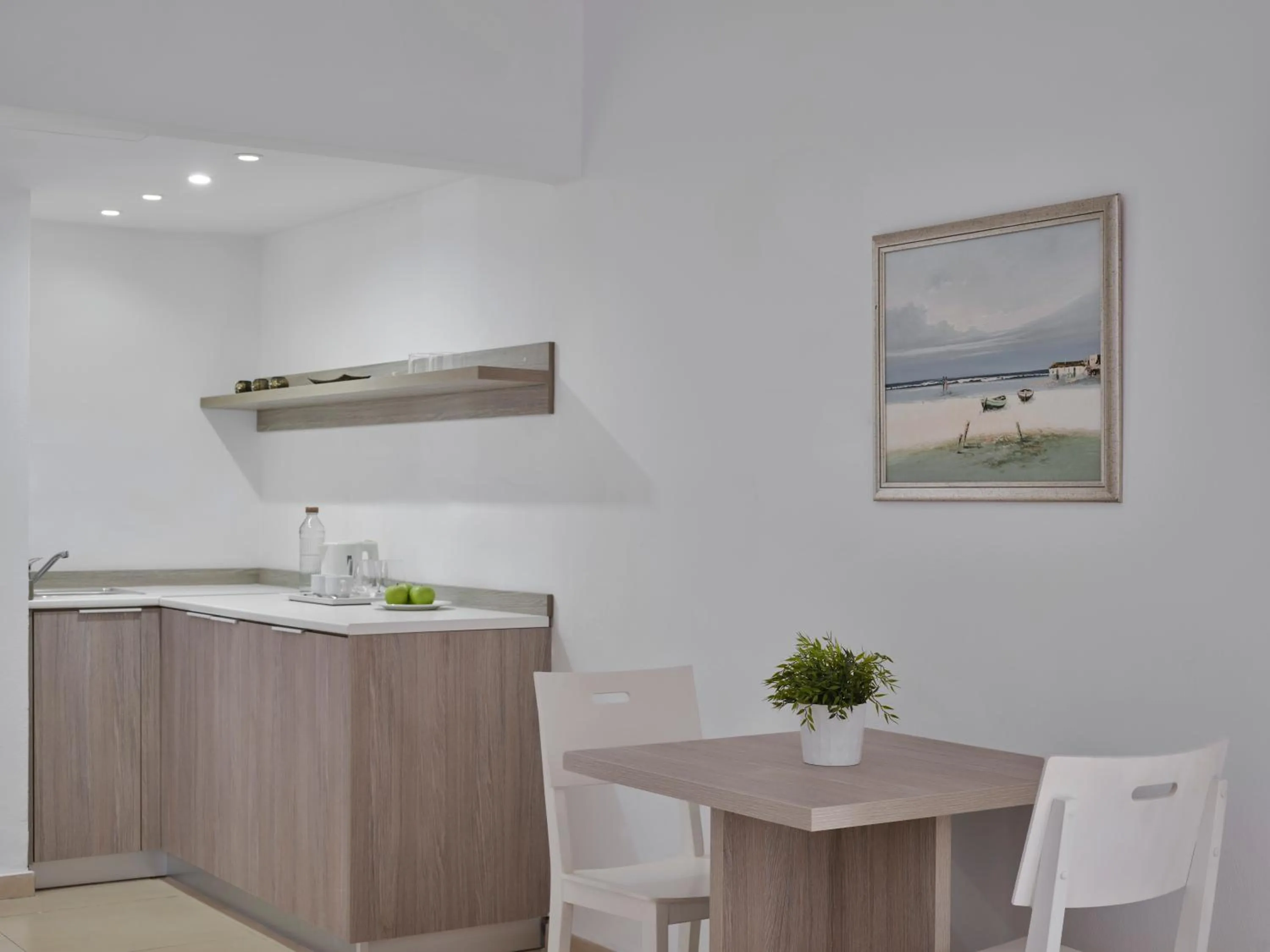 Kitchen or kitchenette in Atlantica Callisto