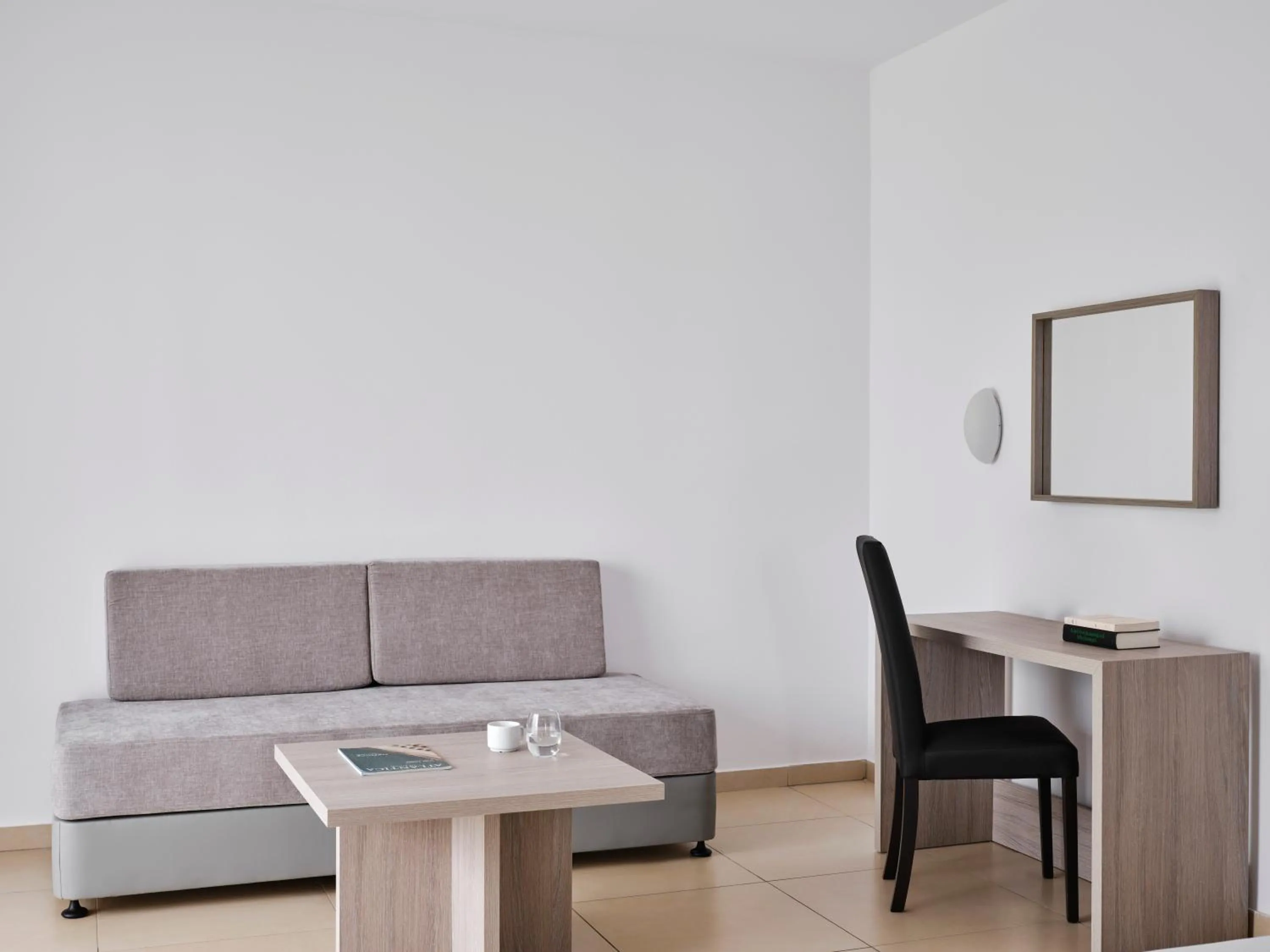 Living room in Atlantica Callisto