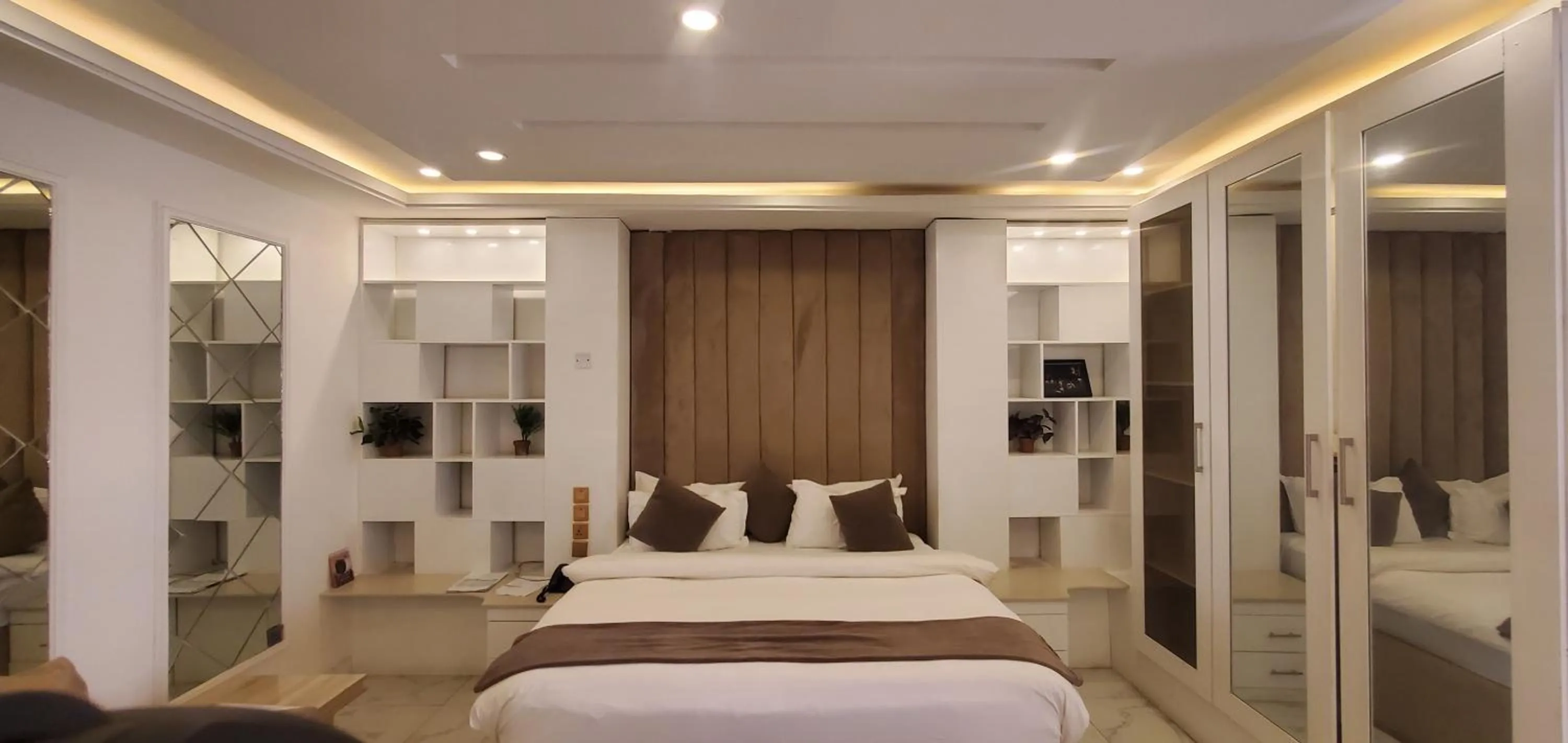 Bed in The Palms Hotel