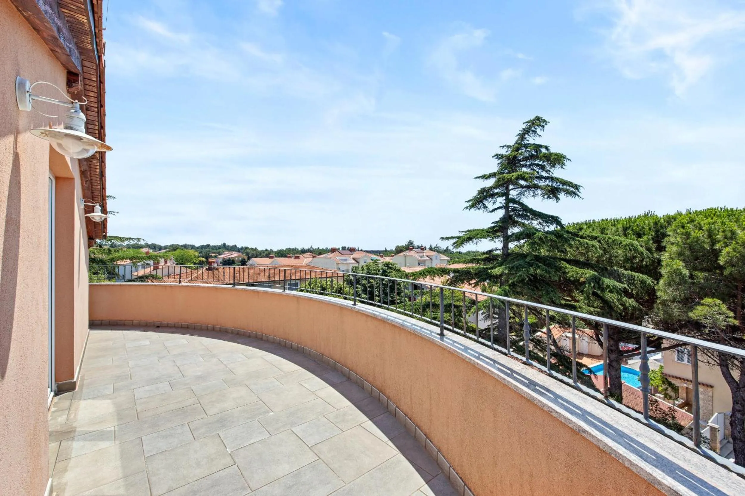 Day in Minerva Hotel