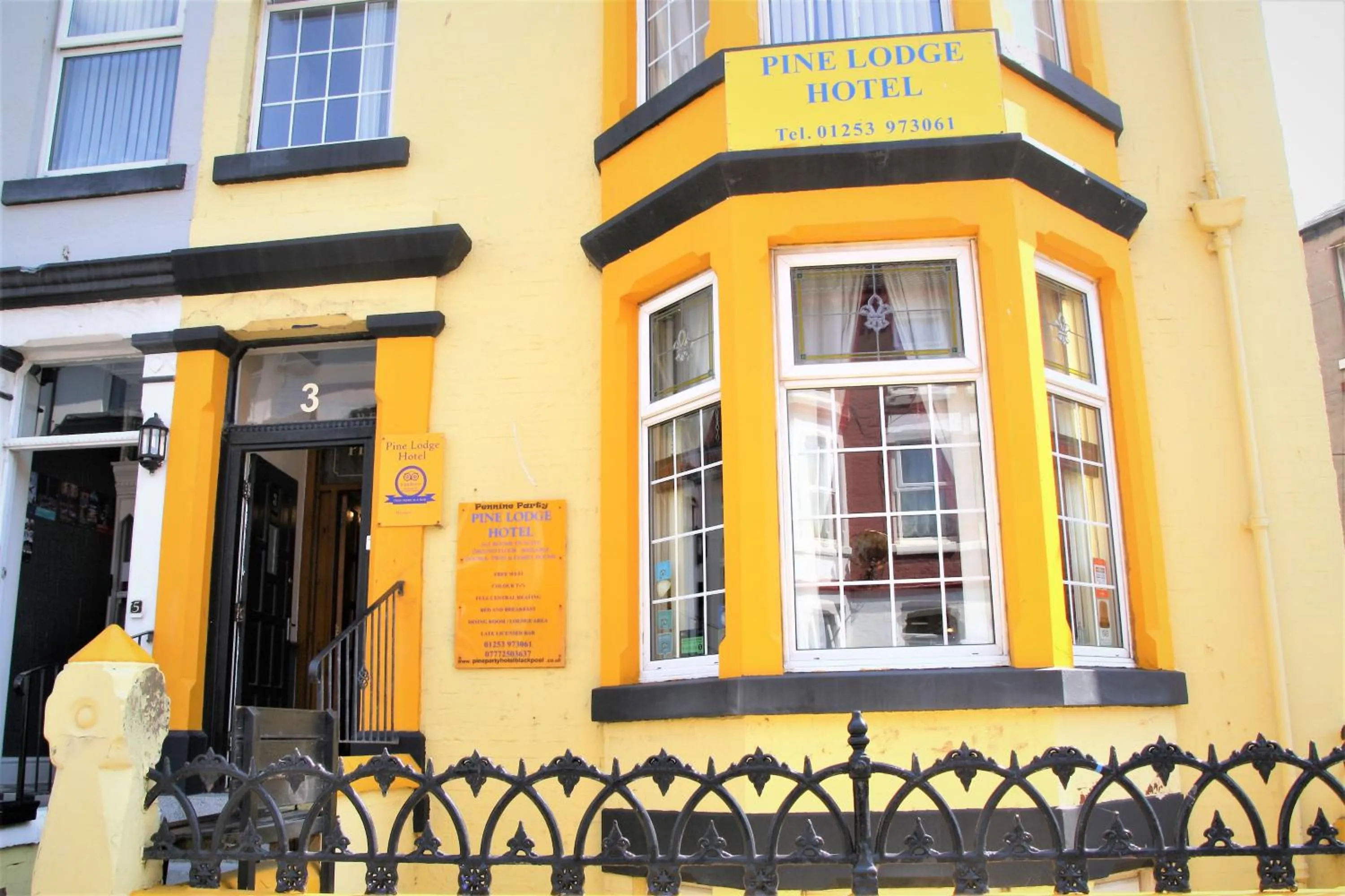 Property building in Pine Lodge Hotel