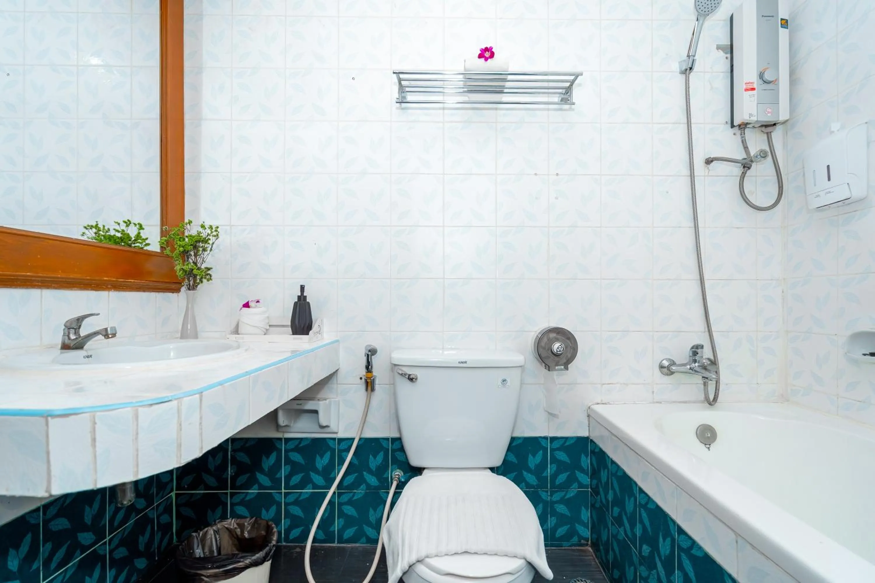 Bathroom in Patong Social Hotel & Restaurant