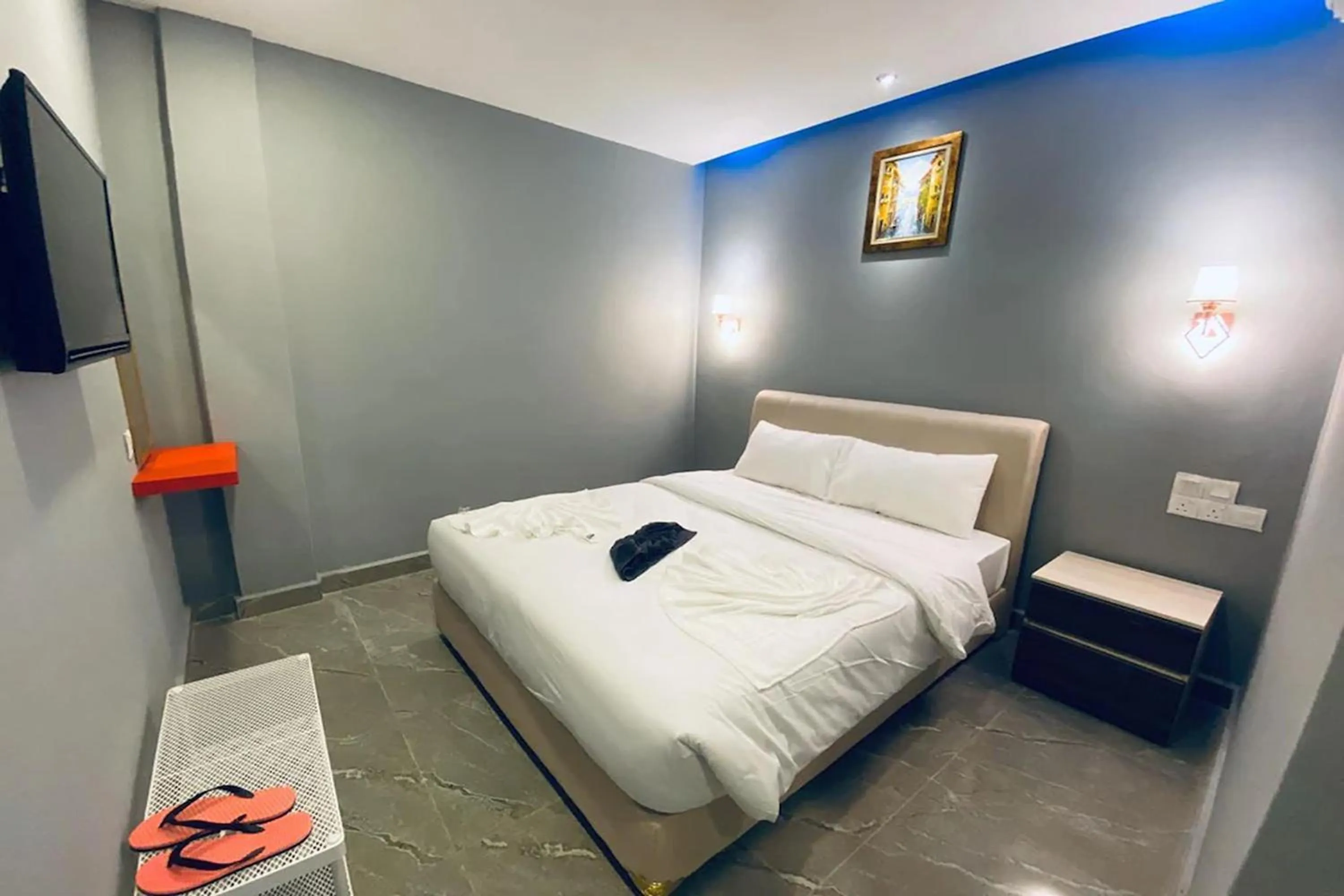 Bedroom, Bed in Hotel Dlima Inn Bukit Bintang