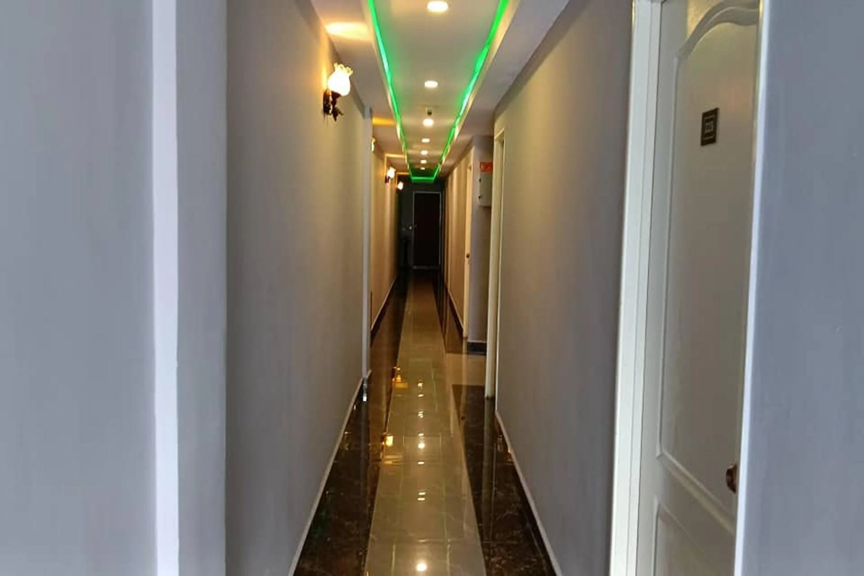 Property building in Hotel Dlima Inn Bukit Bintang