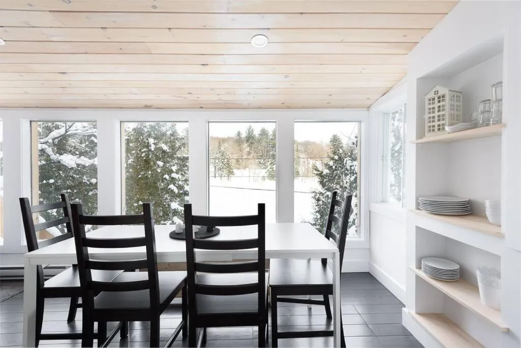 Nature et tranquilité à une heure de Montréal, vue sur le lac