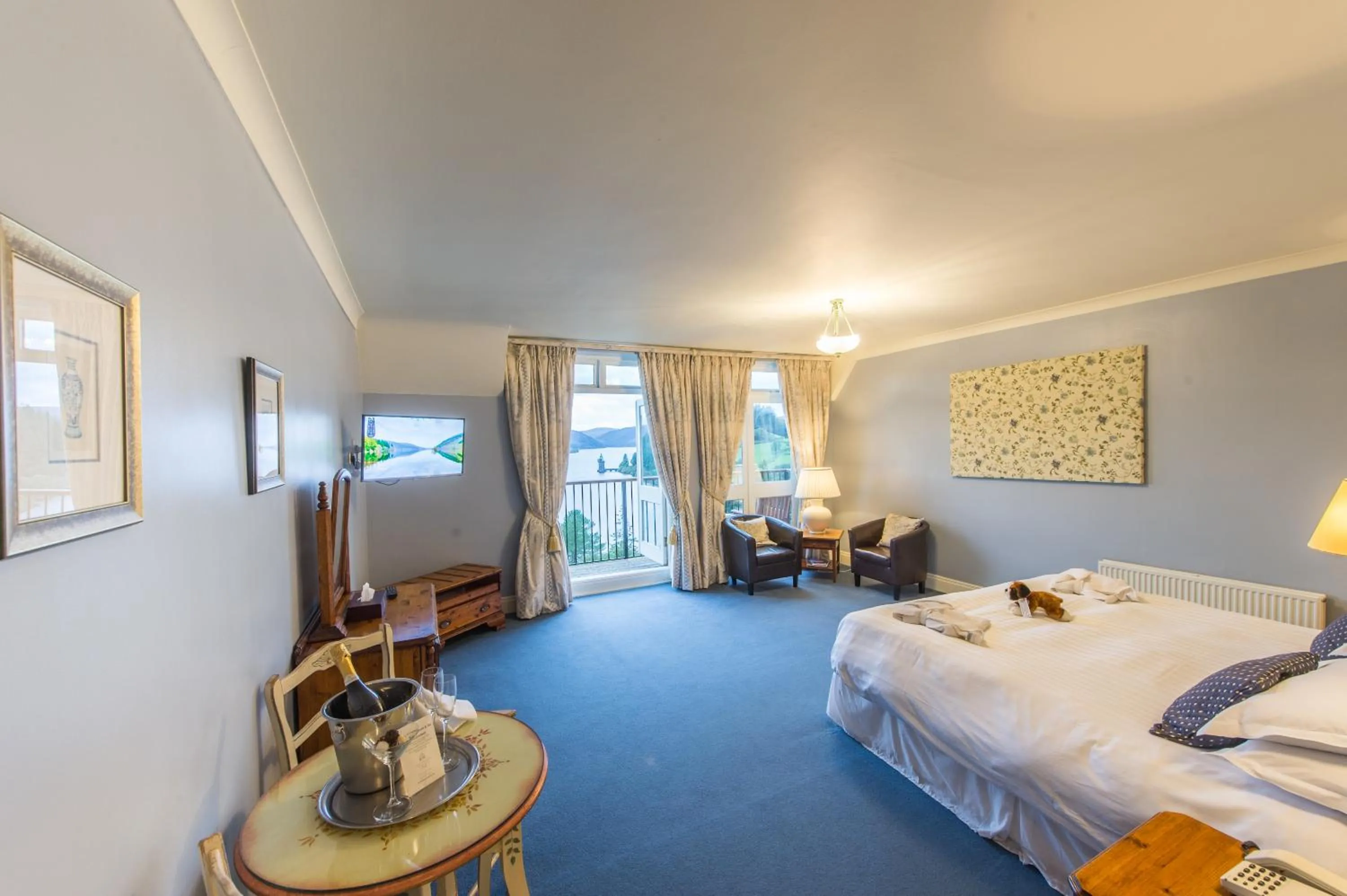 Bed in Lake Vyrnwy Hotel & Spa