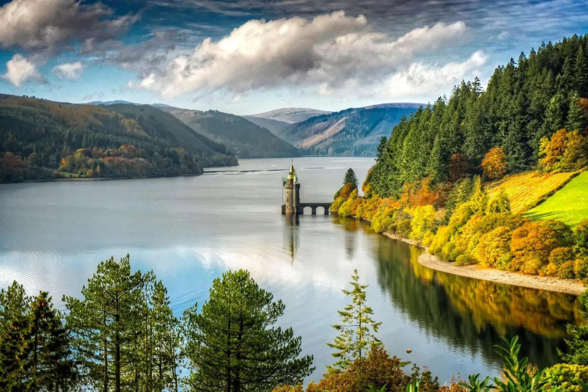 Lake Vyrnwy Hotel & Spa Lake Vyrnwy Hotel & Spa