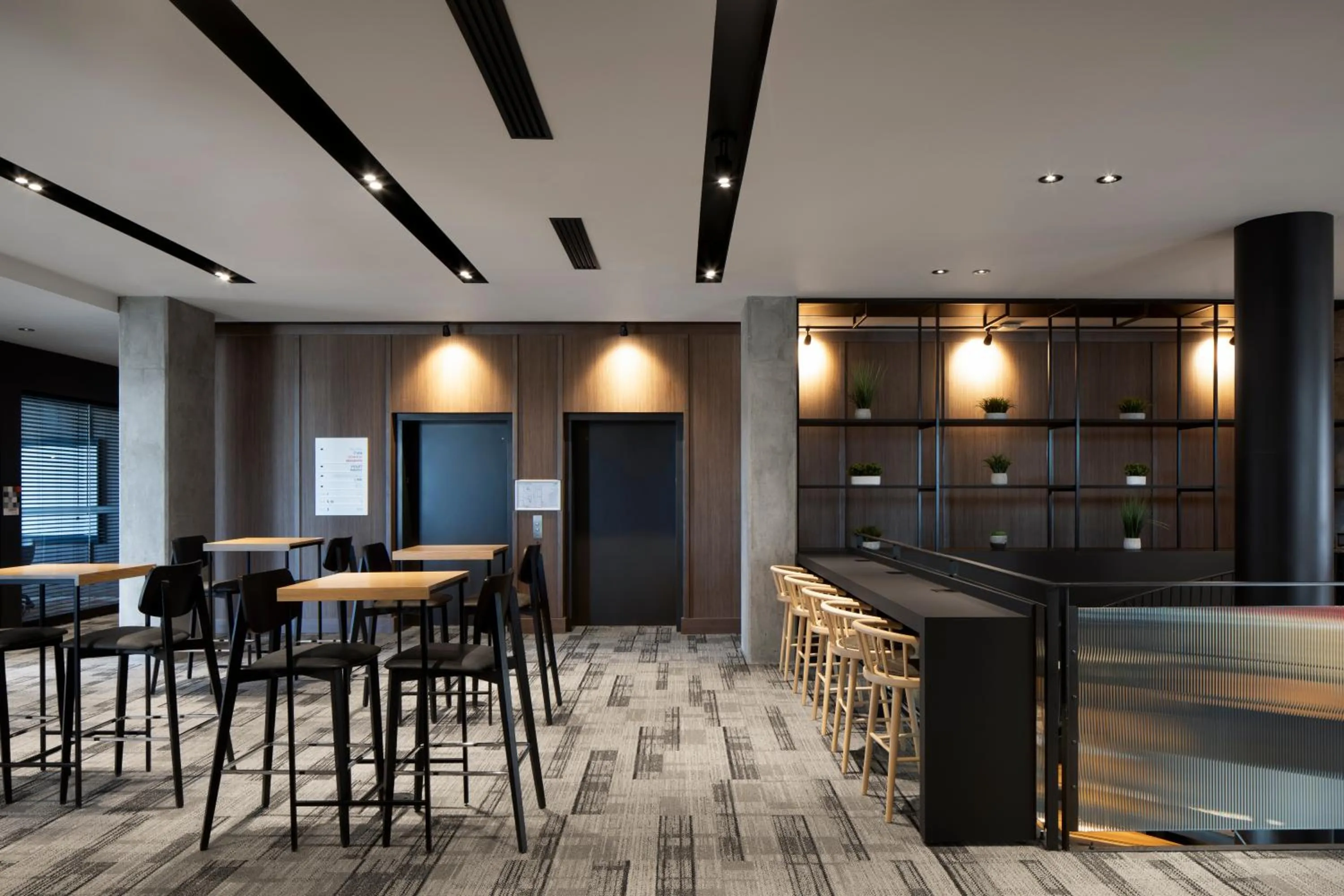 Meeting/conference room in Alt Hotel Calgary University District