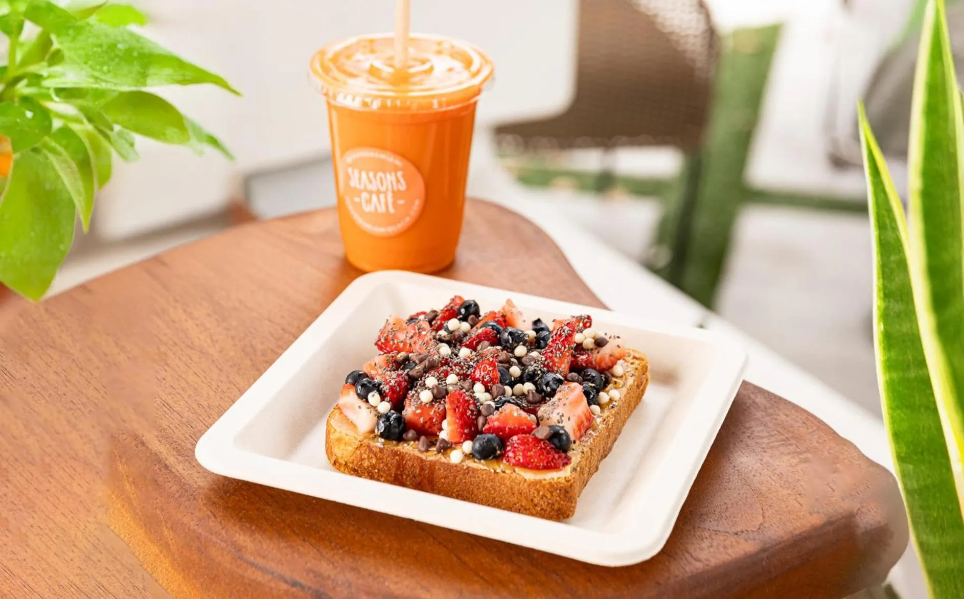 Restaurant/places to eat in Kenmore Village Hotel, South Beach