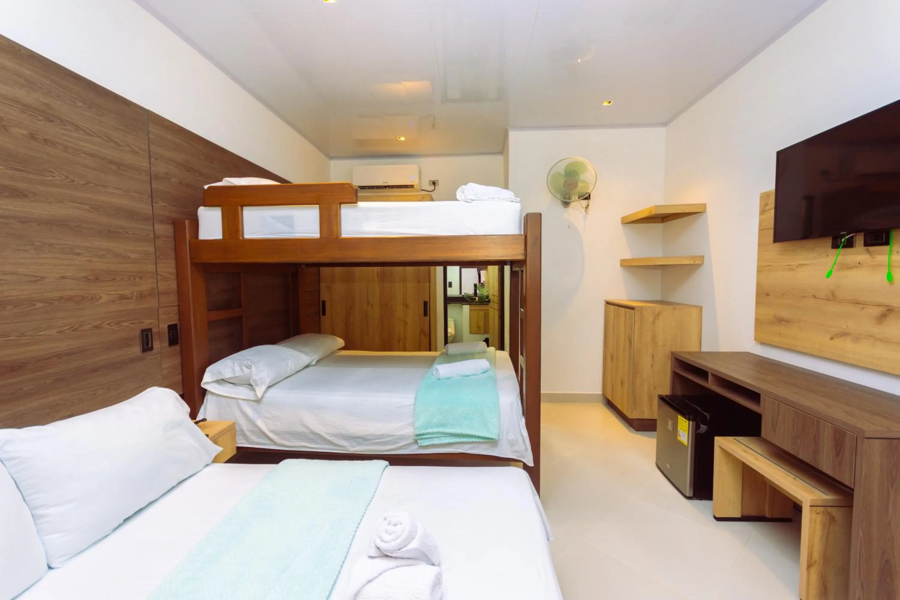 Photo of the whole room in Hotel Luna Verde By Del Toro