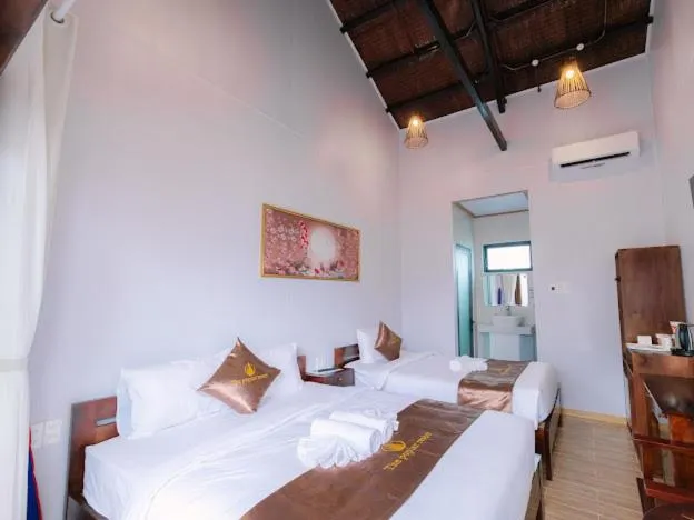 Bed in The Poplar Resort Phú Quốc