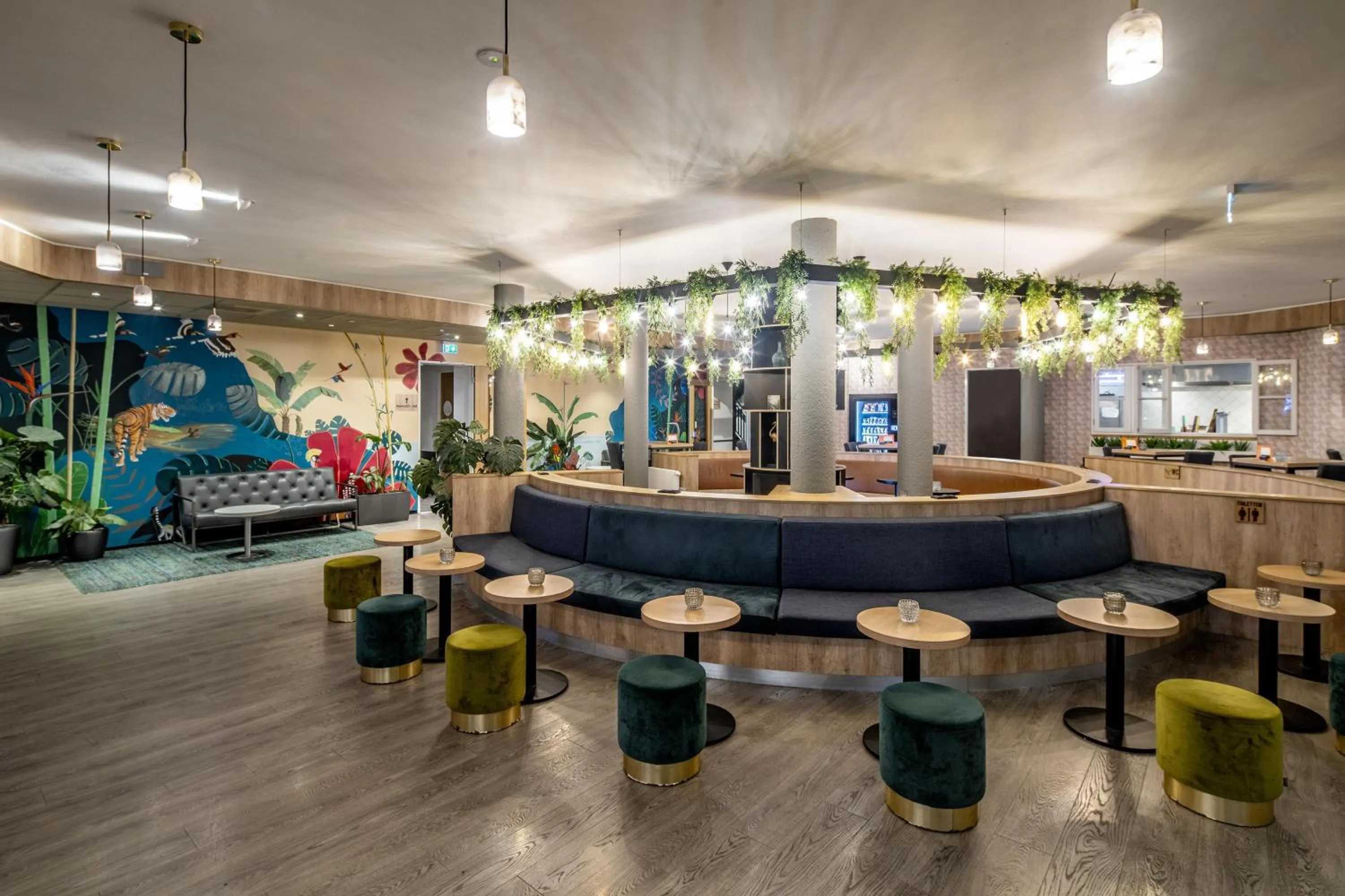 Lobby or reception in Best Western Amsterdam