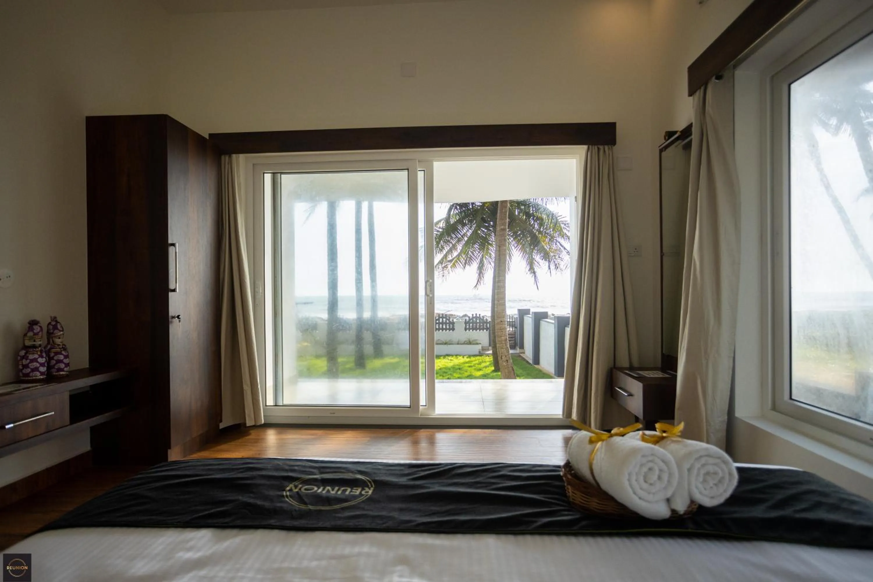 Bed in Reunion Ocean Manor - Beach House