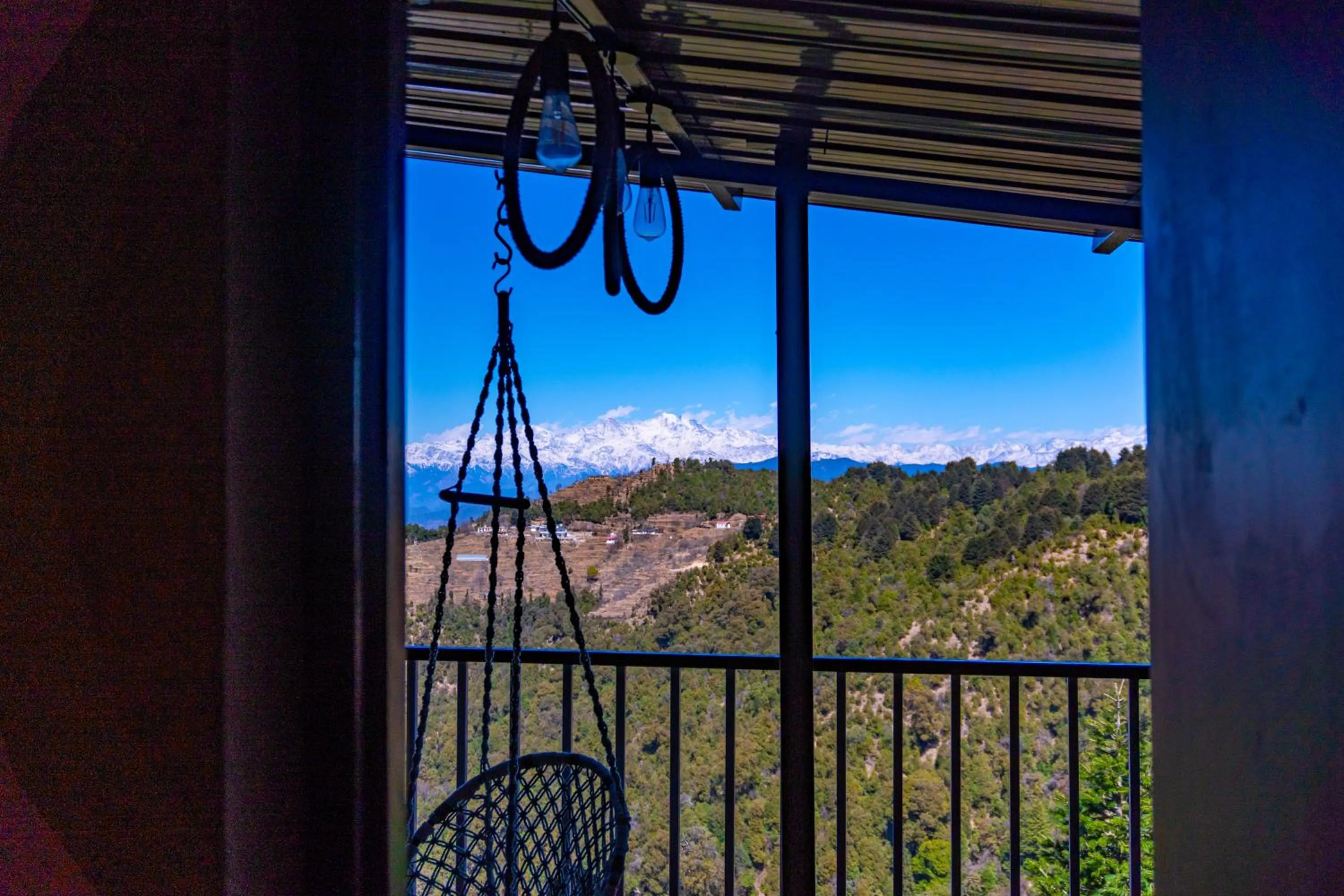 Balcony/Terrace in Kana Mud An Ethnic Village Resort - Beautiful View of Gangotri Mountains