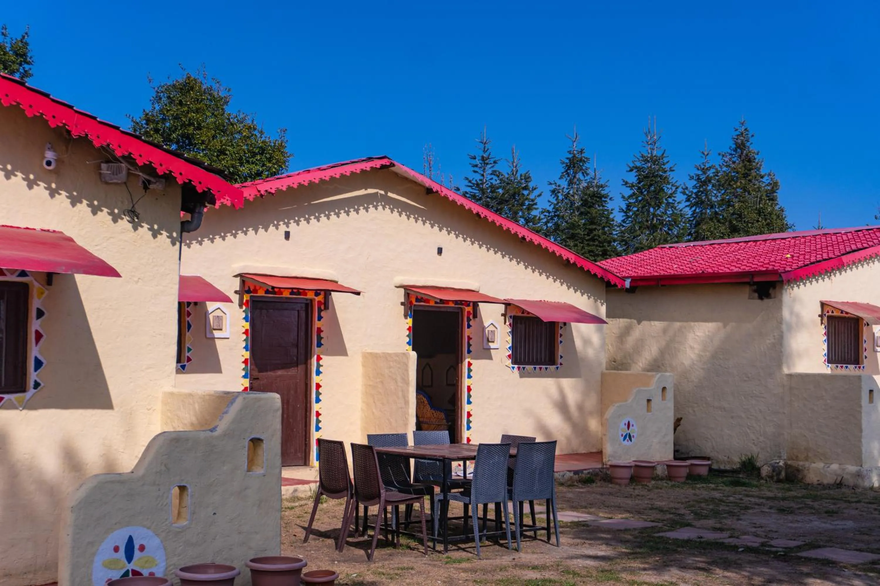 Property building in Kana Mud An Ethnic Village Resort - Beautiful View of Gangotri Mountains