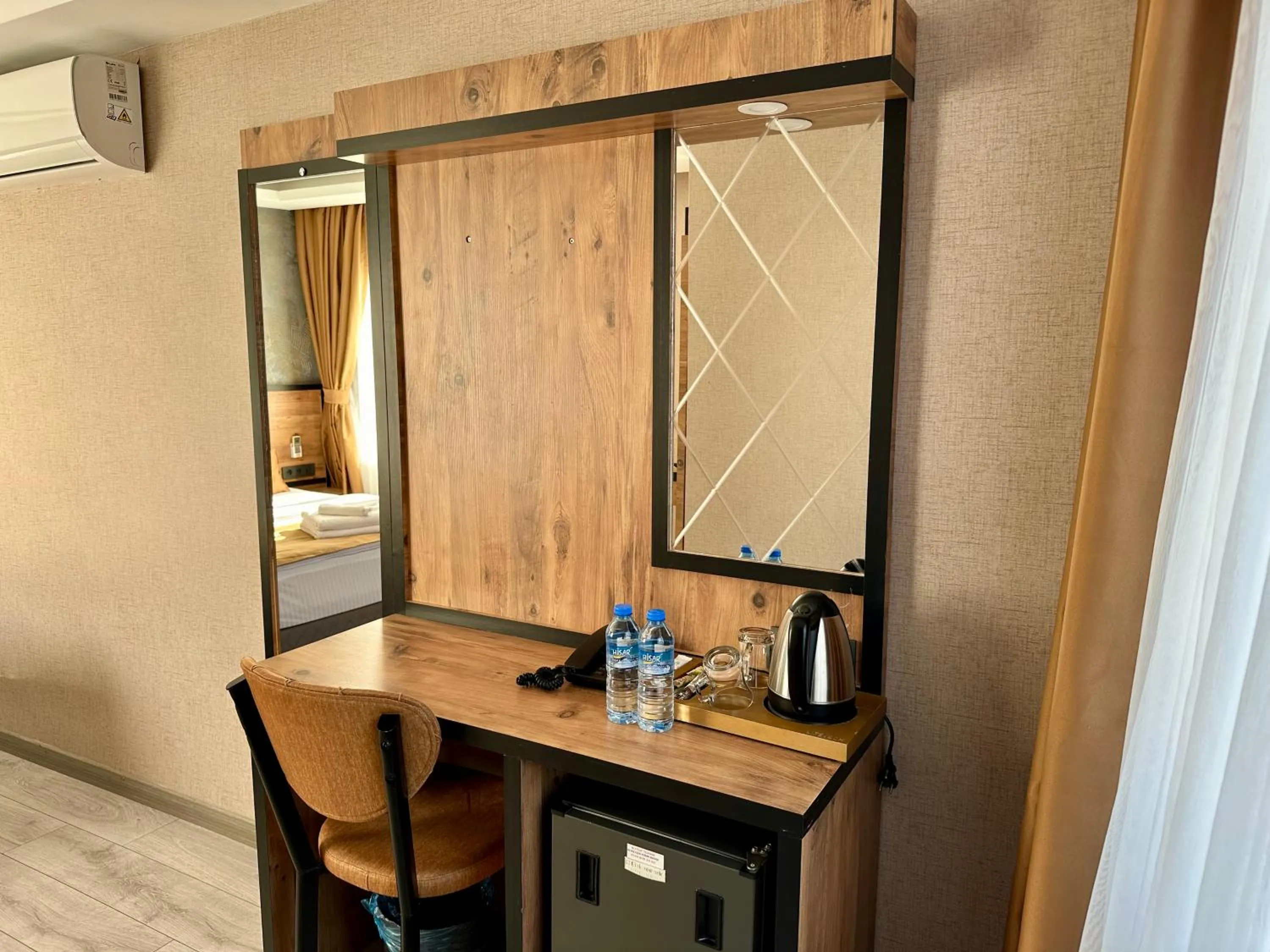 minibar, Bed in Boutique Dedem Hotel Sultanahmet