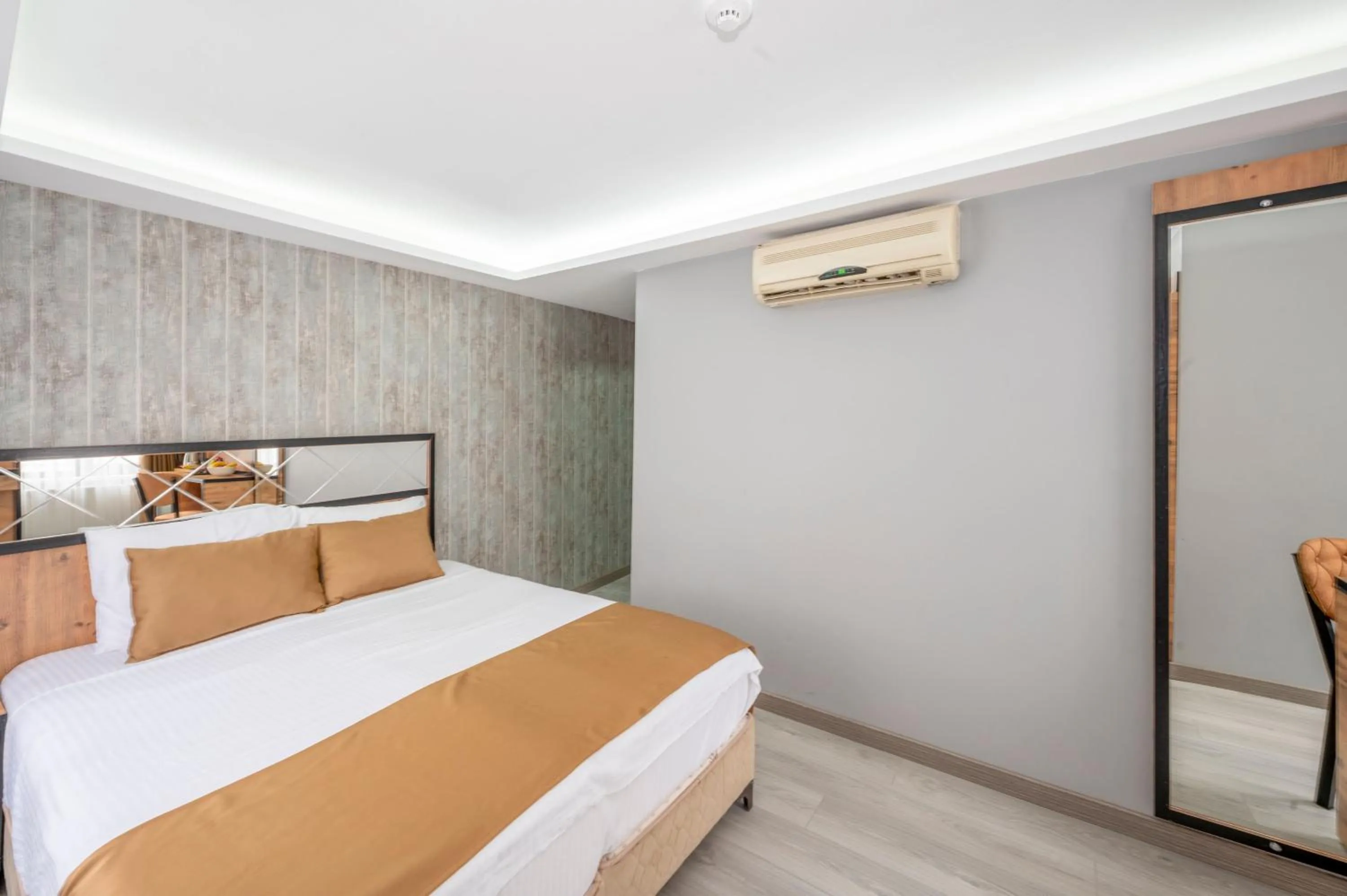 Photo of the whole room, Bed in Boutique Dedem Hotel Sultanahmet