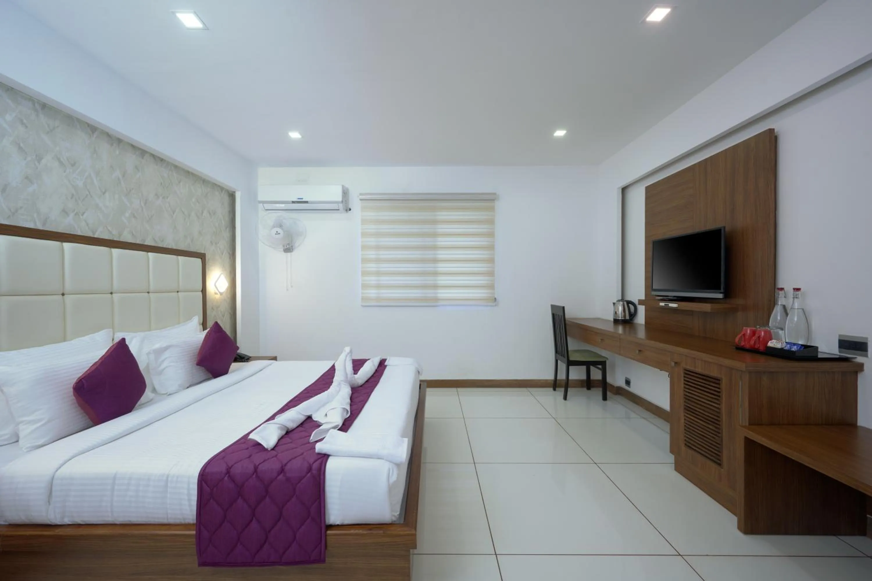 Bed in Tiger Trails Thekkady