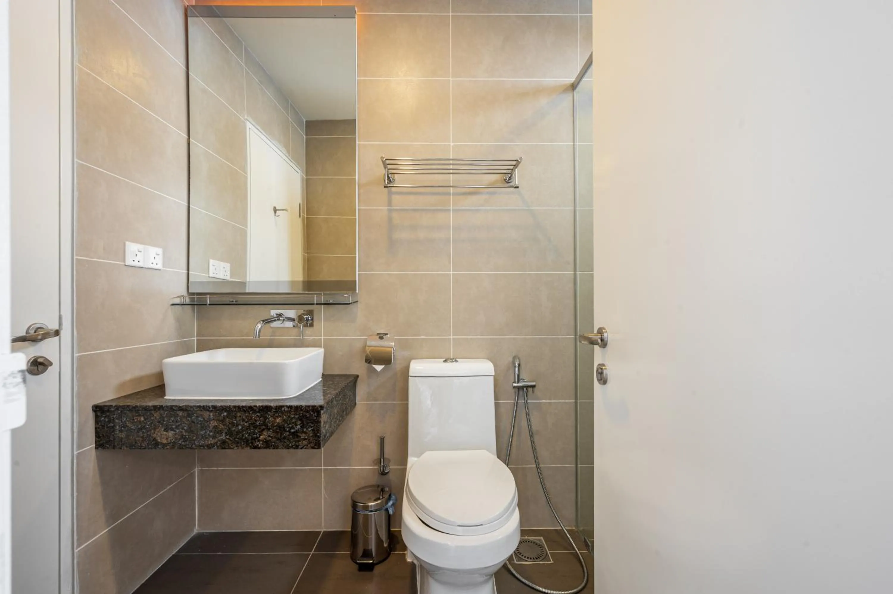 Genting Grandeur Suite - Ion D'elemen