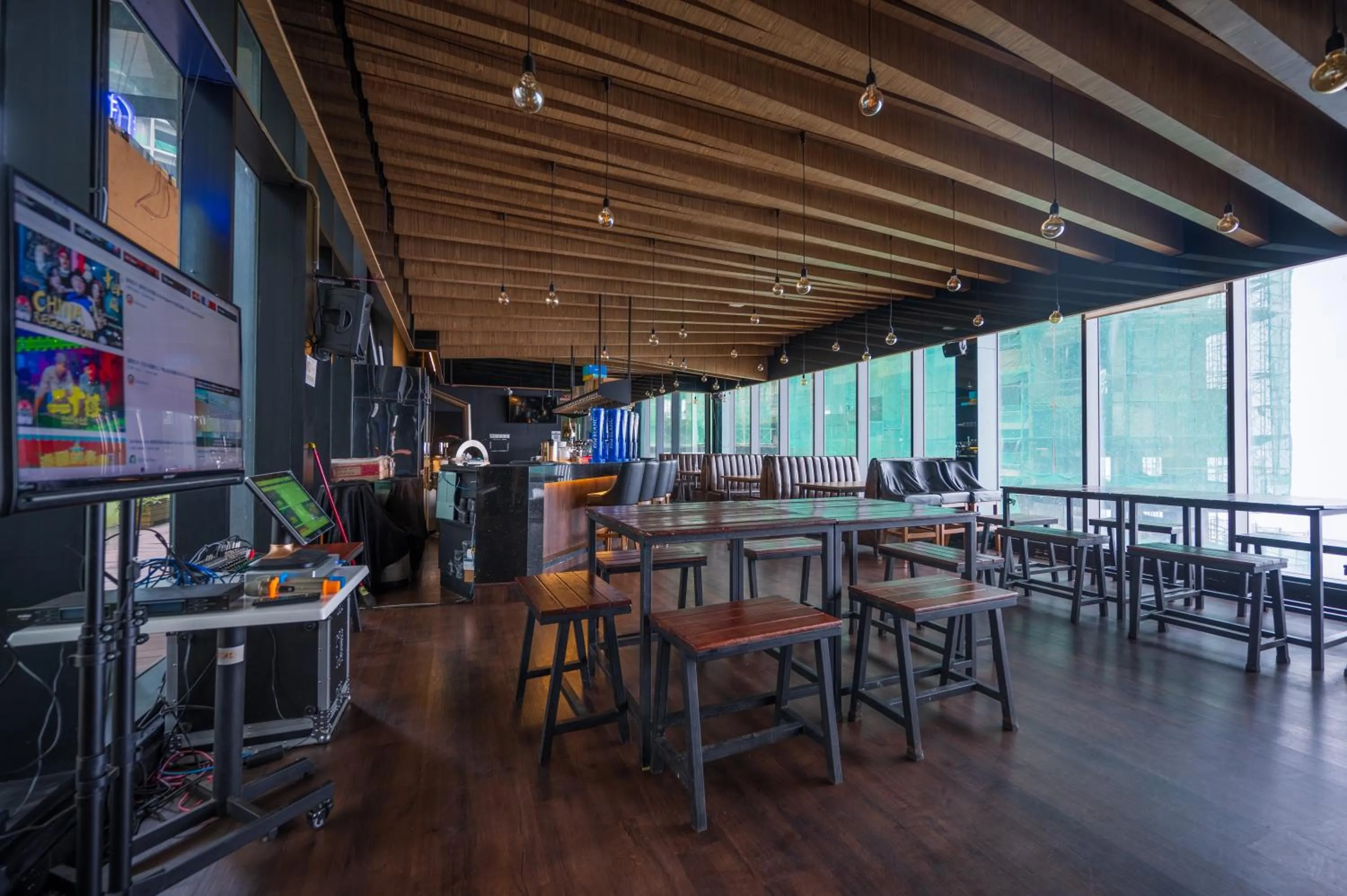 Restaurant/places to eat in Genting Grandeur Suite - Ion D'elemen