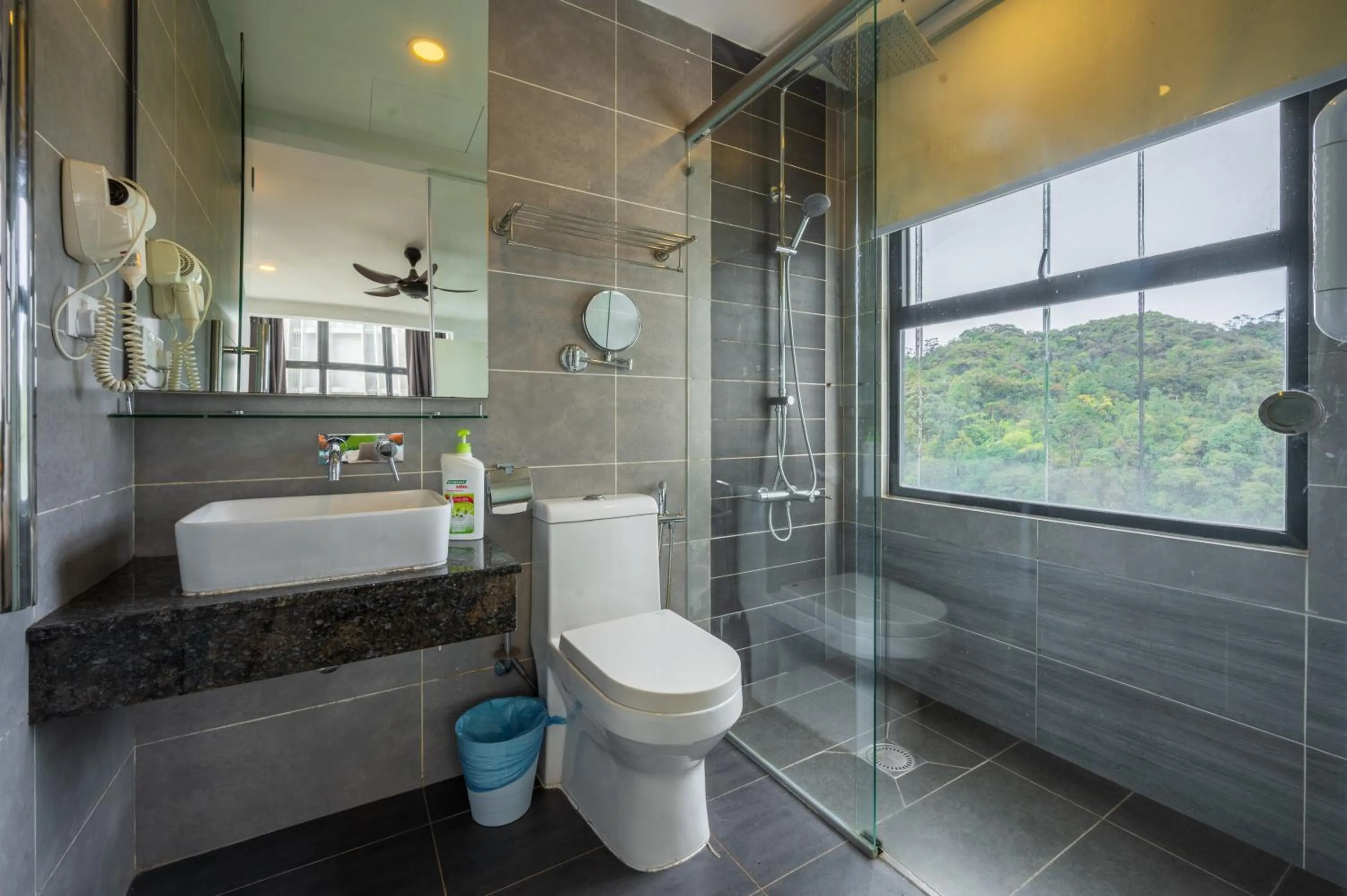 Genting Grandeur Suite - Ion D'elemen