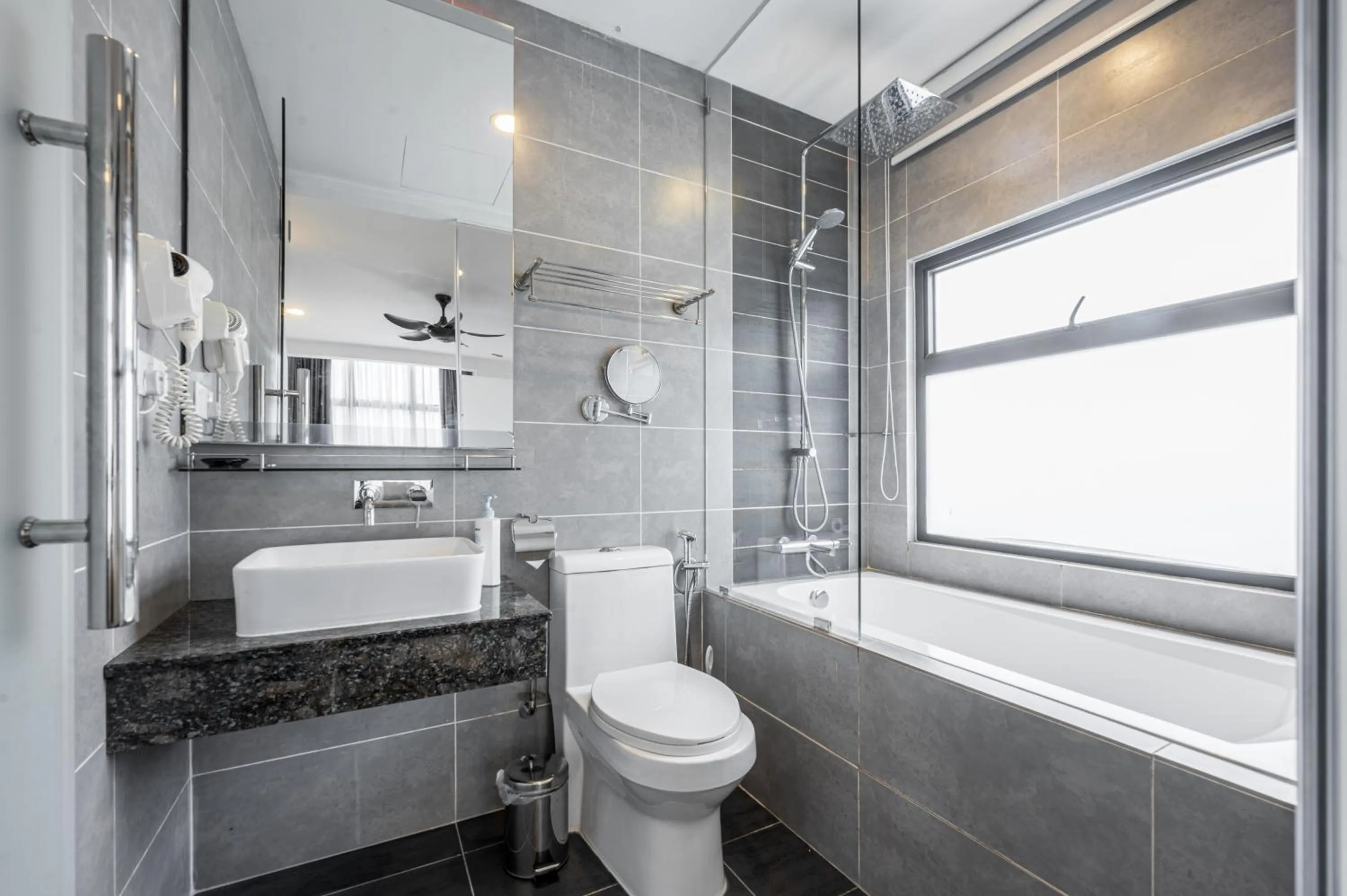 Genting Grandeur Suite - Ion D'elemen