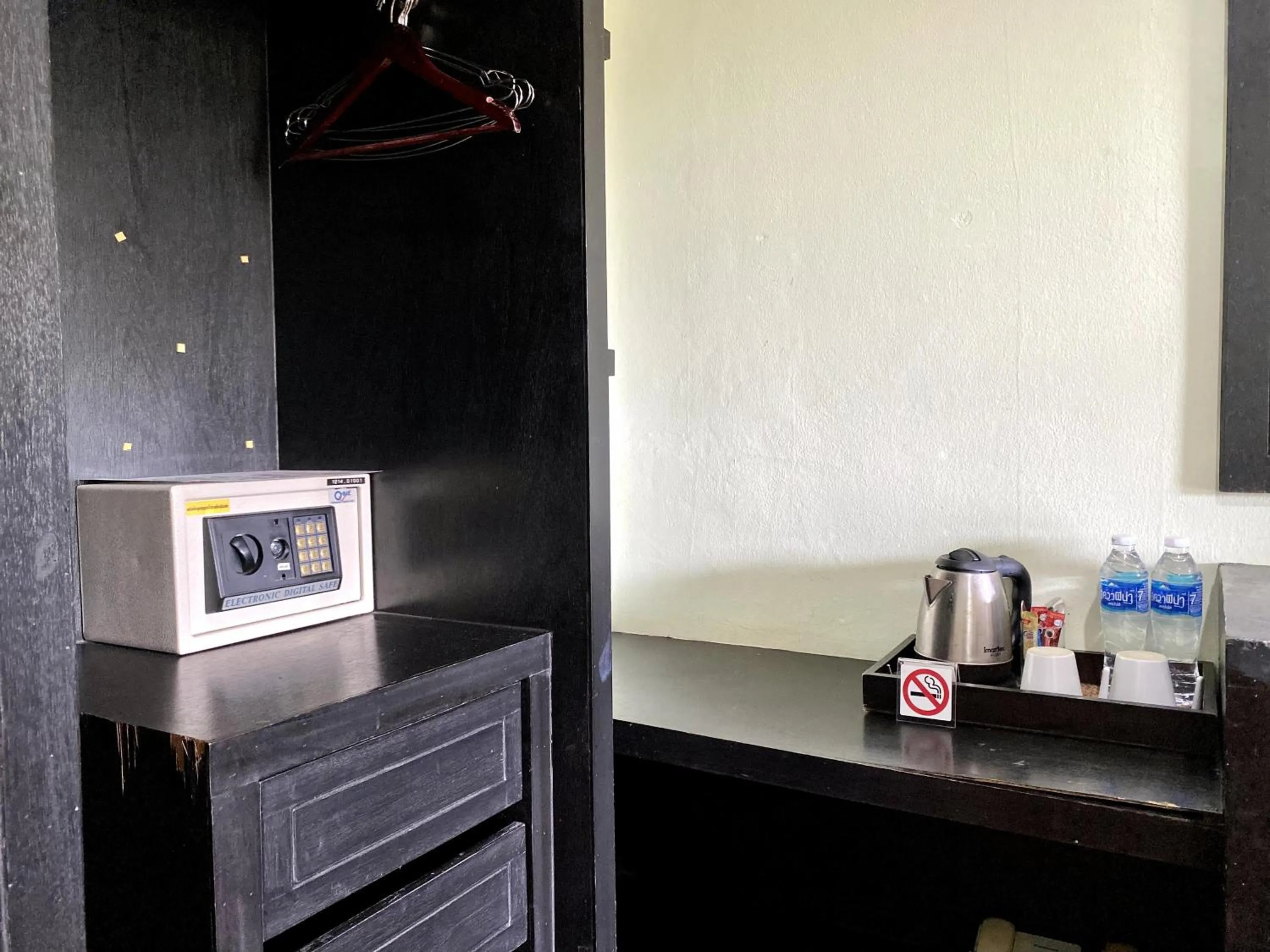 Coffee/tea facilities in H.R.K.Resort