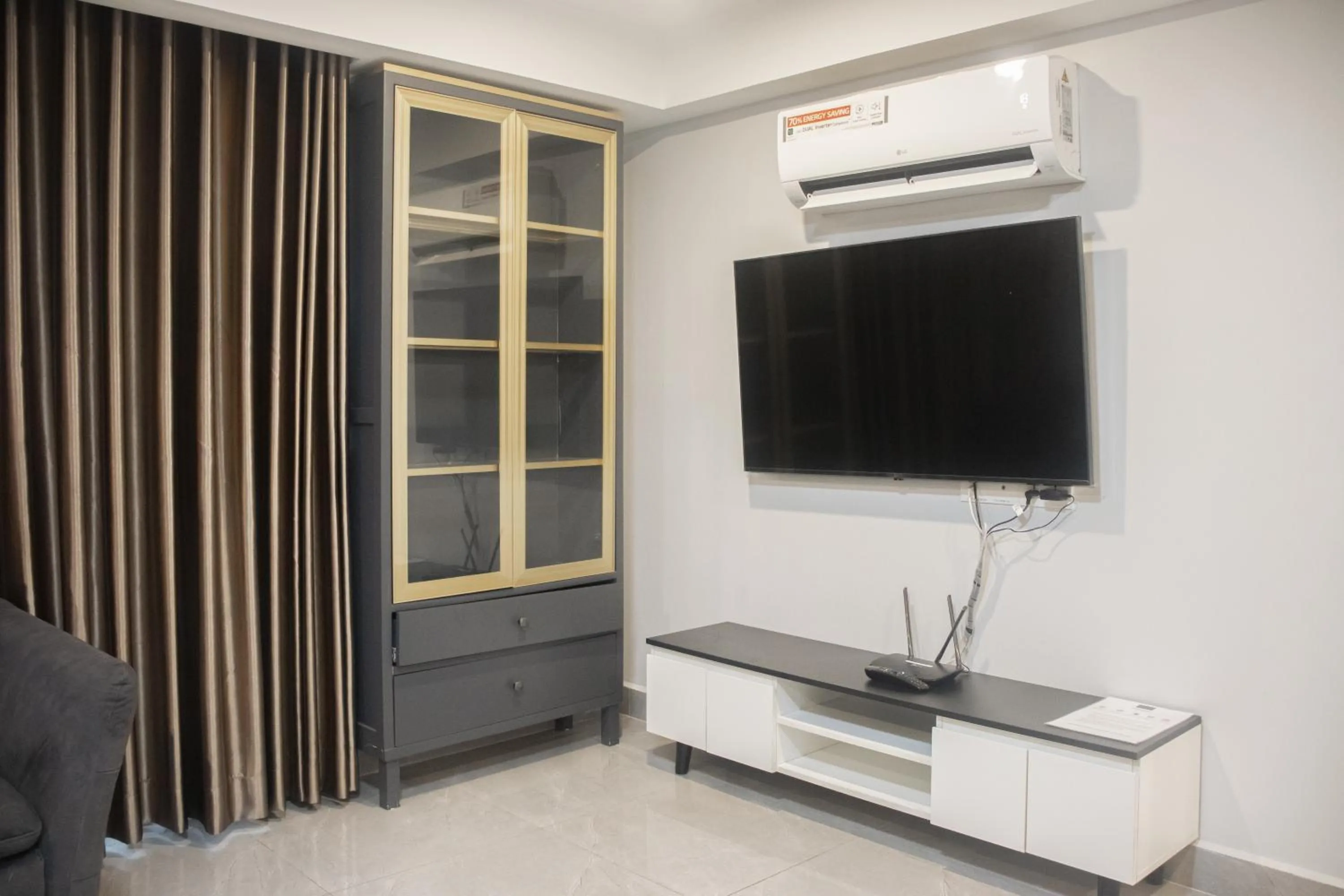 TV and multimedia in Parc21 Luxury Boutique Hotel