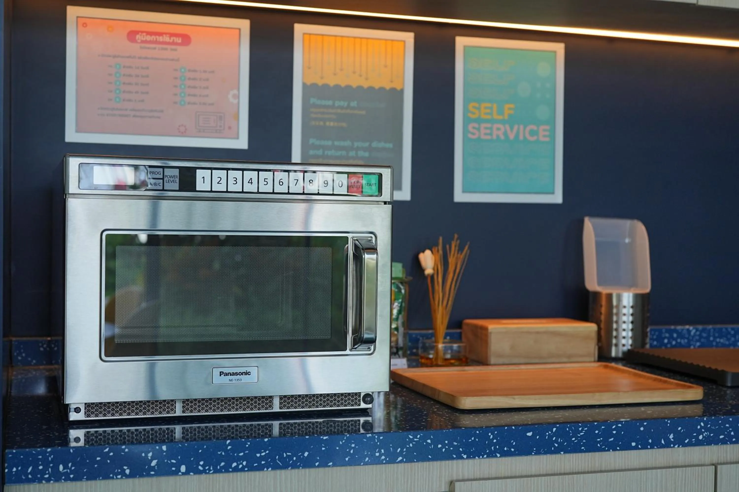 Kitchen or kitchenette in GO Hotel Chonburi at Central Chonburi