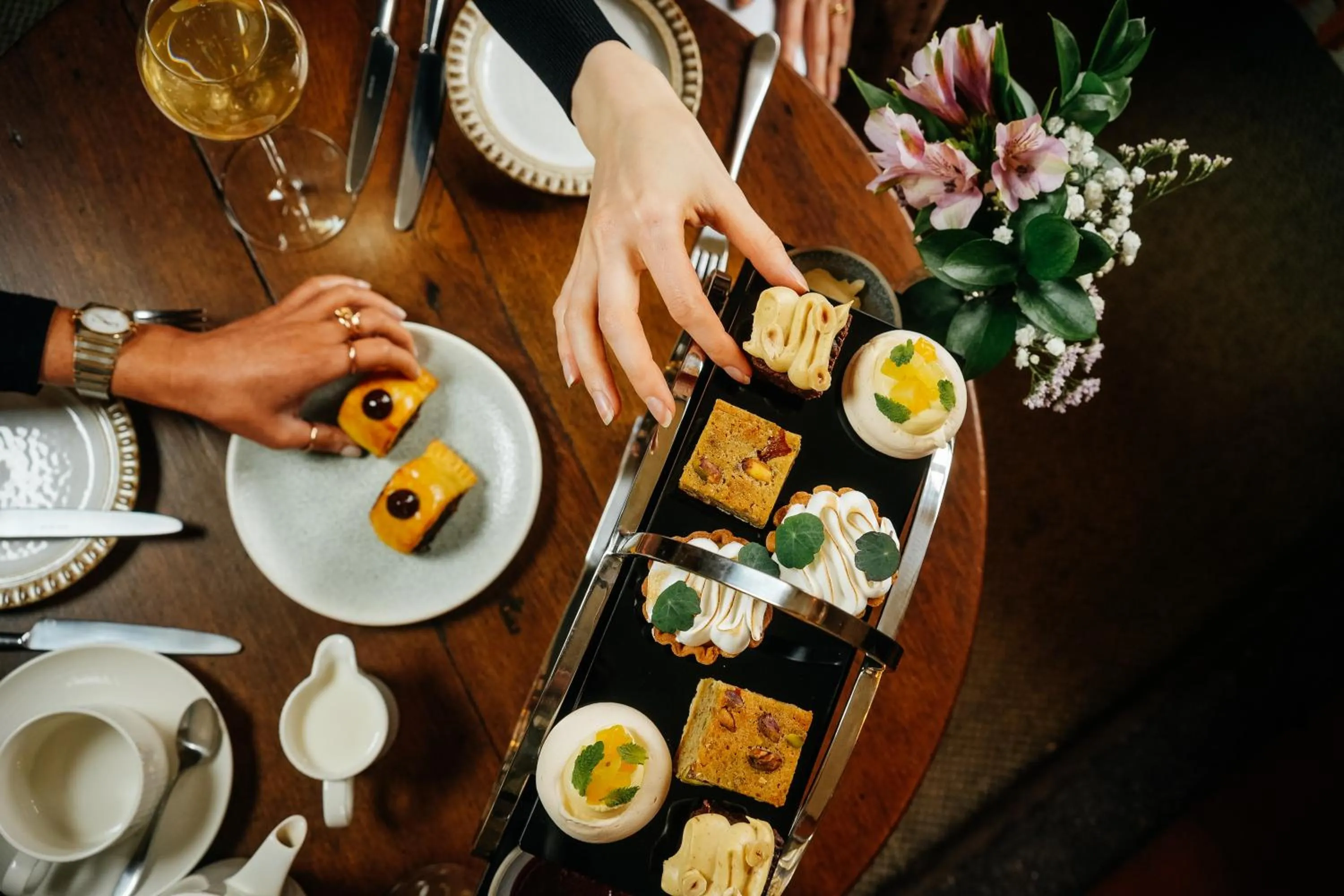 Restaurant/places to eat in The Peacock at Rowsley