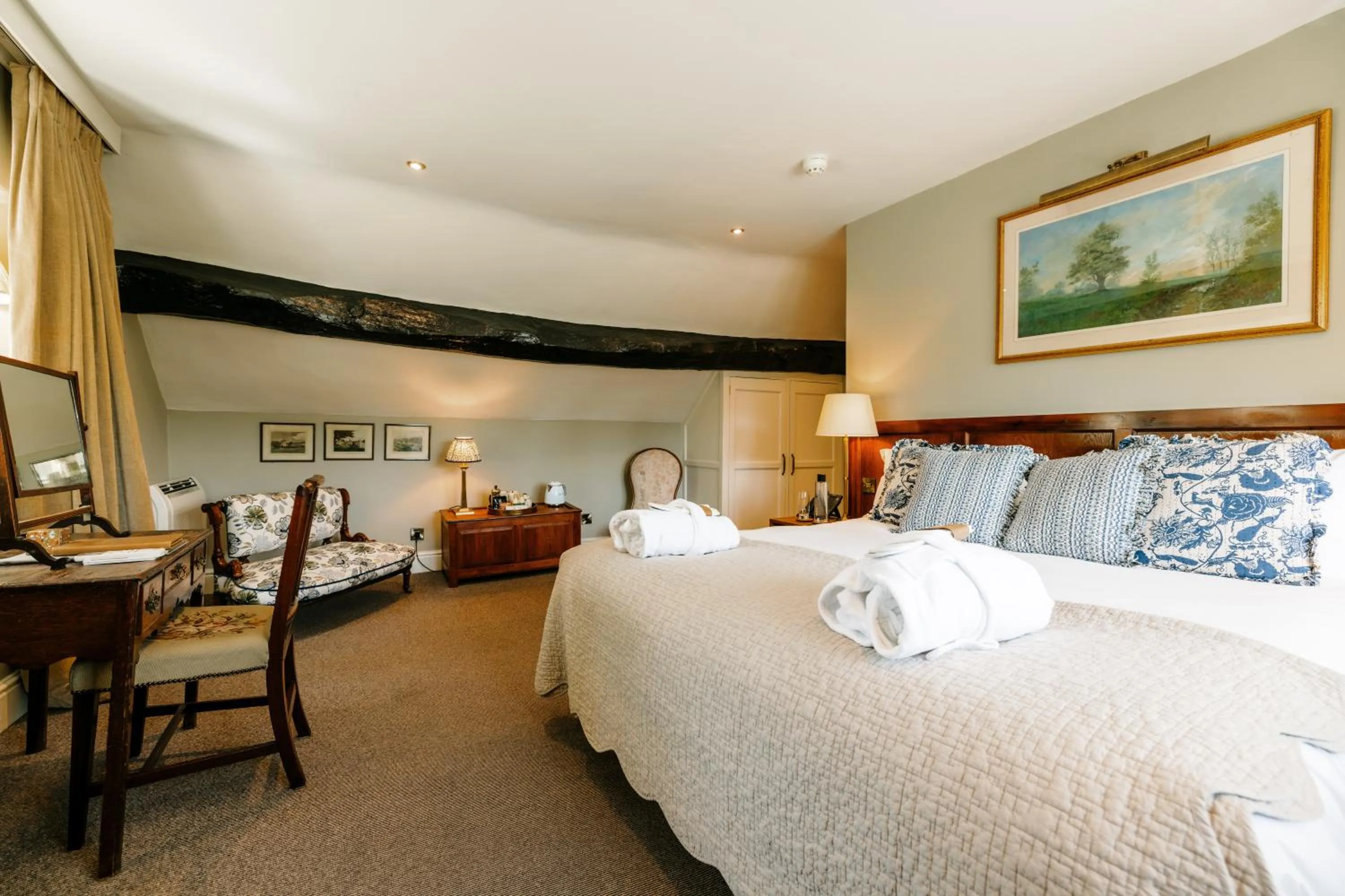 Bed in The Peacock at Rowsley